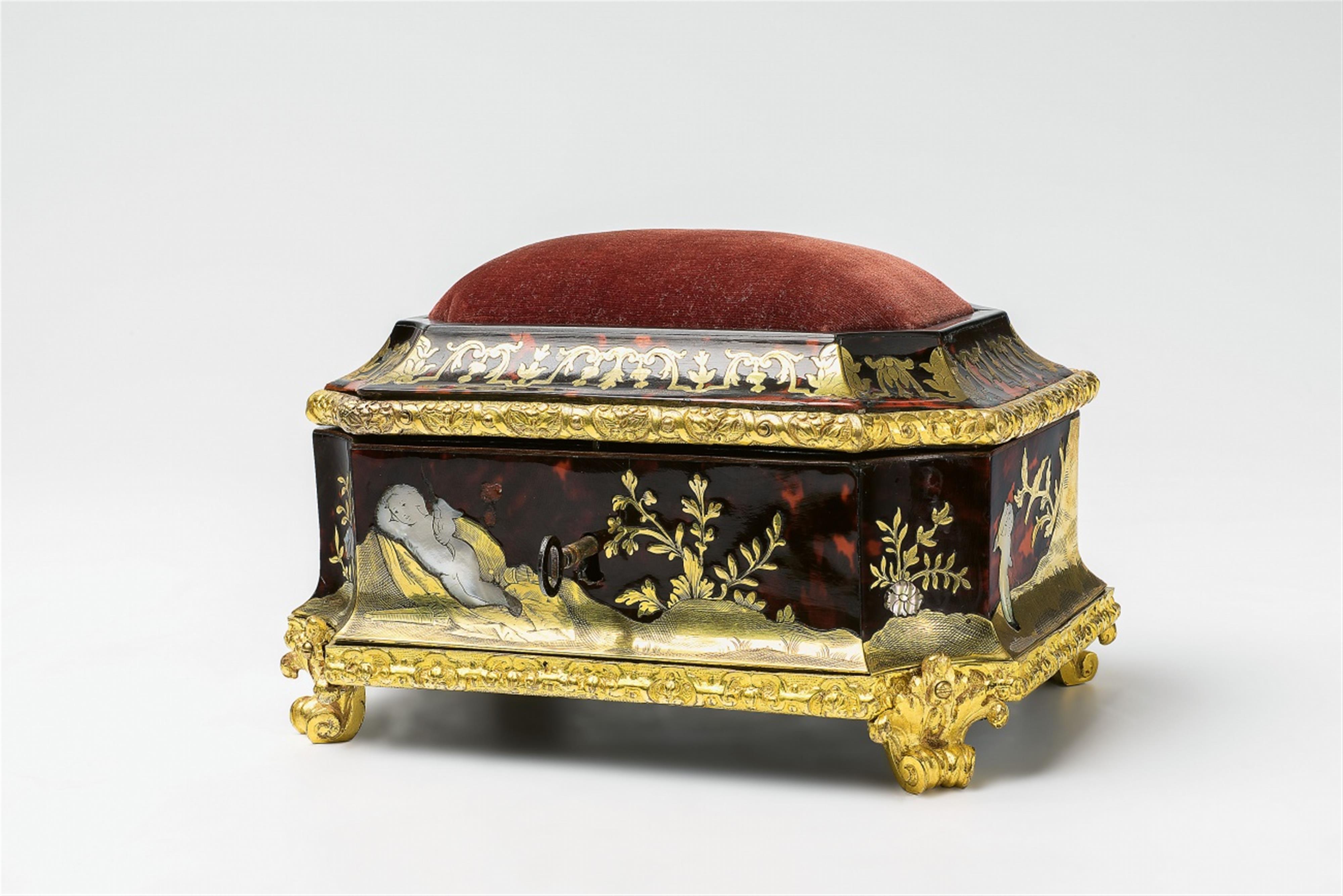 A Règence style inlaid sewing box - image-1