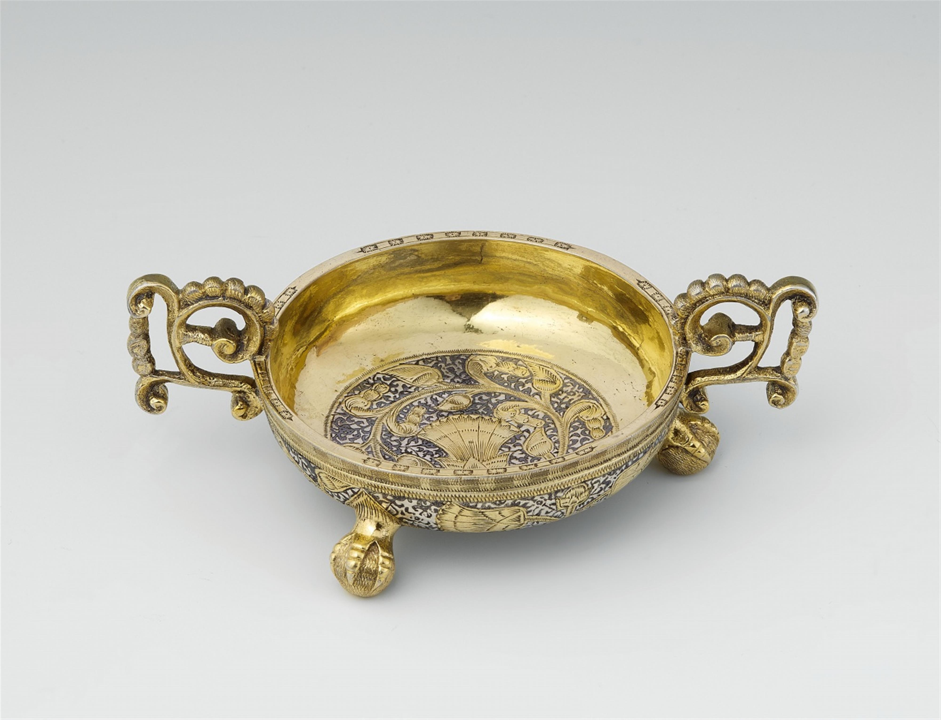 A Russian parcel gilt silver charka - image-1