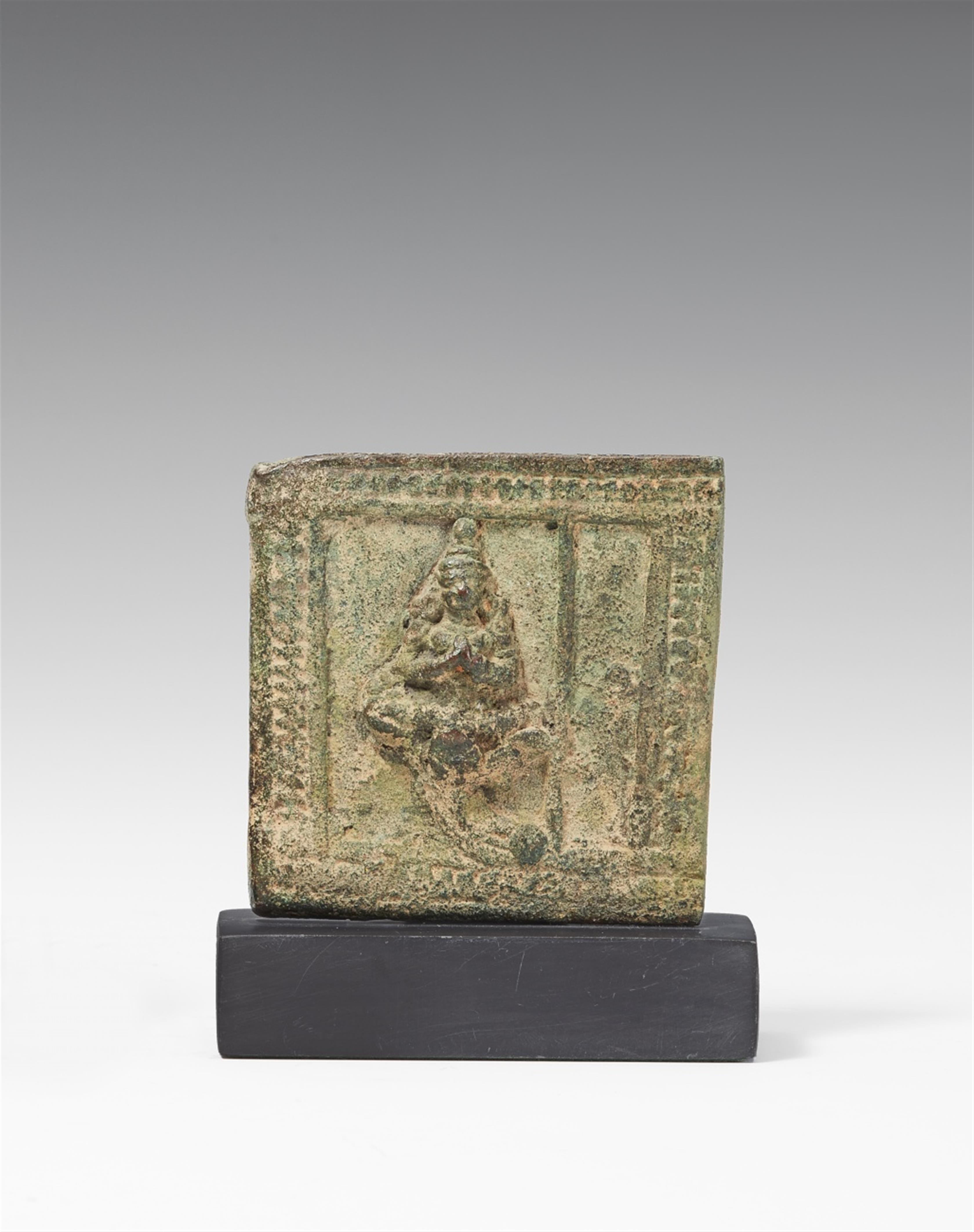 A Kerala bronze relief panel of a deity. 15th/17th century - image-1