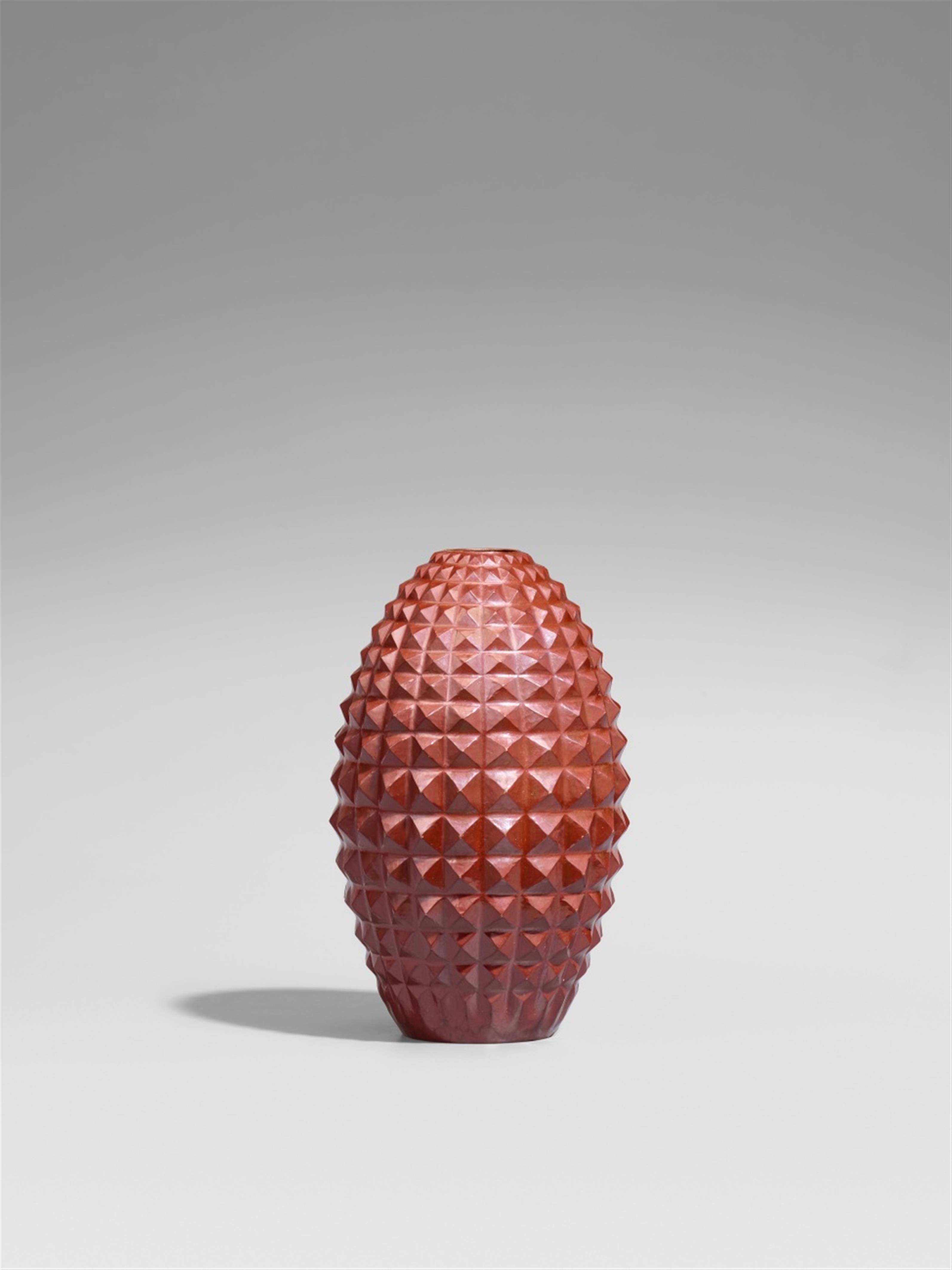 A reddish-brown bronze vase. 20th century - image-1