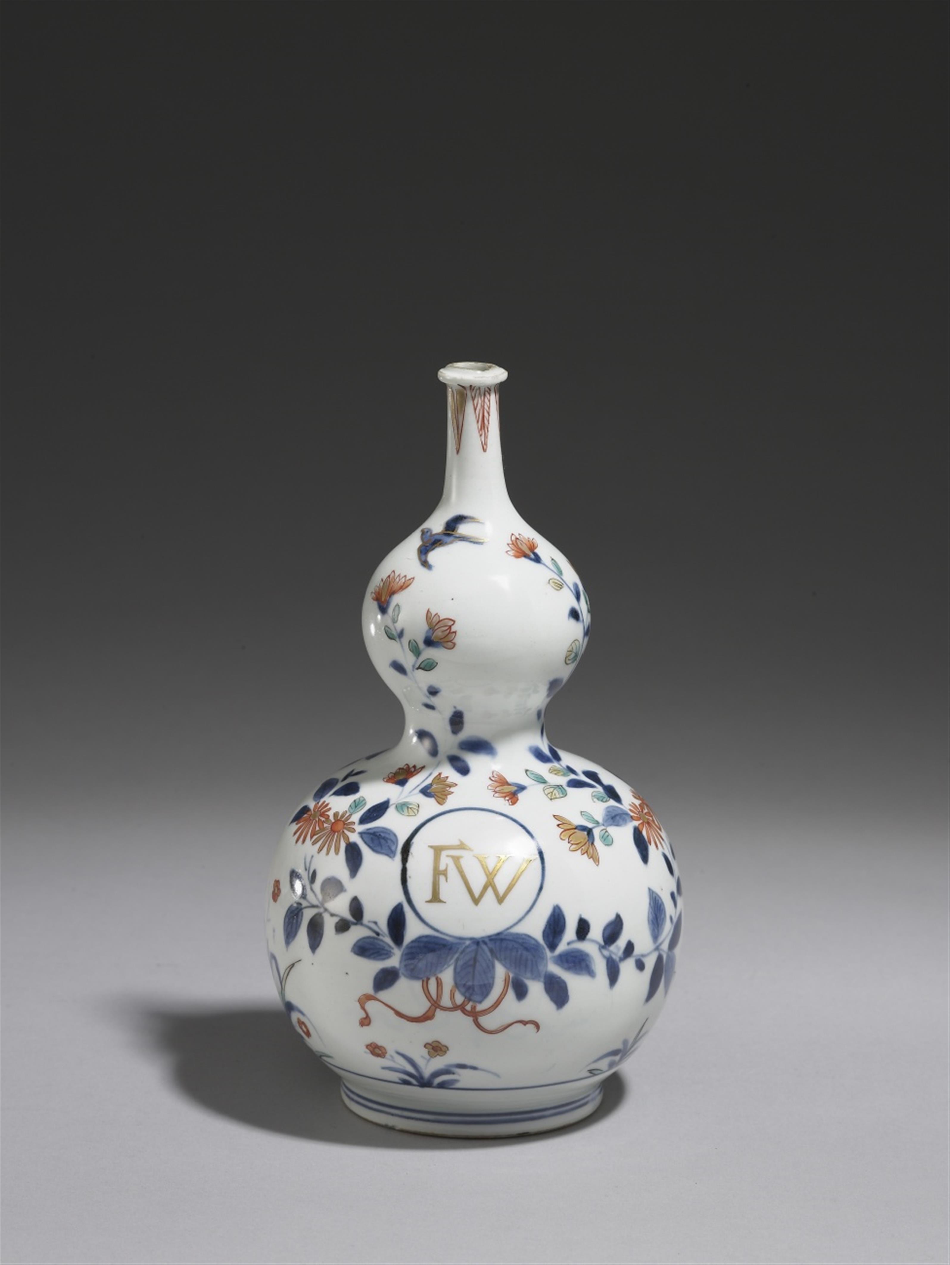 An Arita double gourd bottle. Late 17th century - image-1