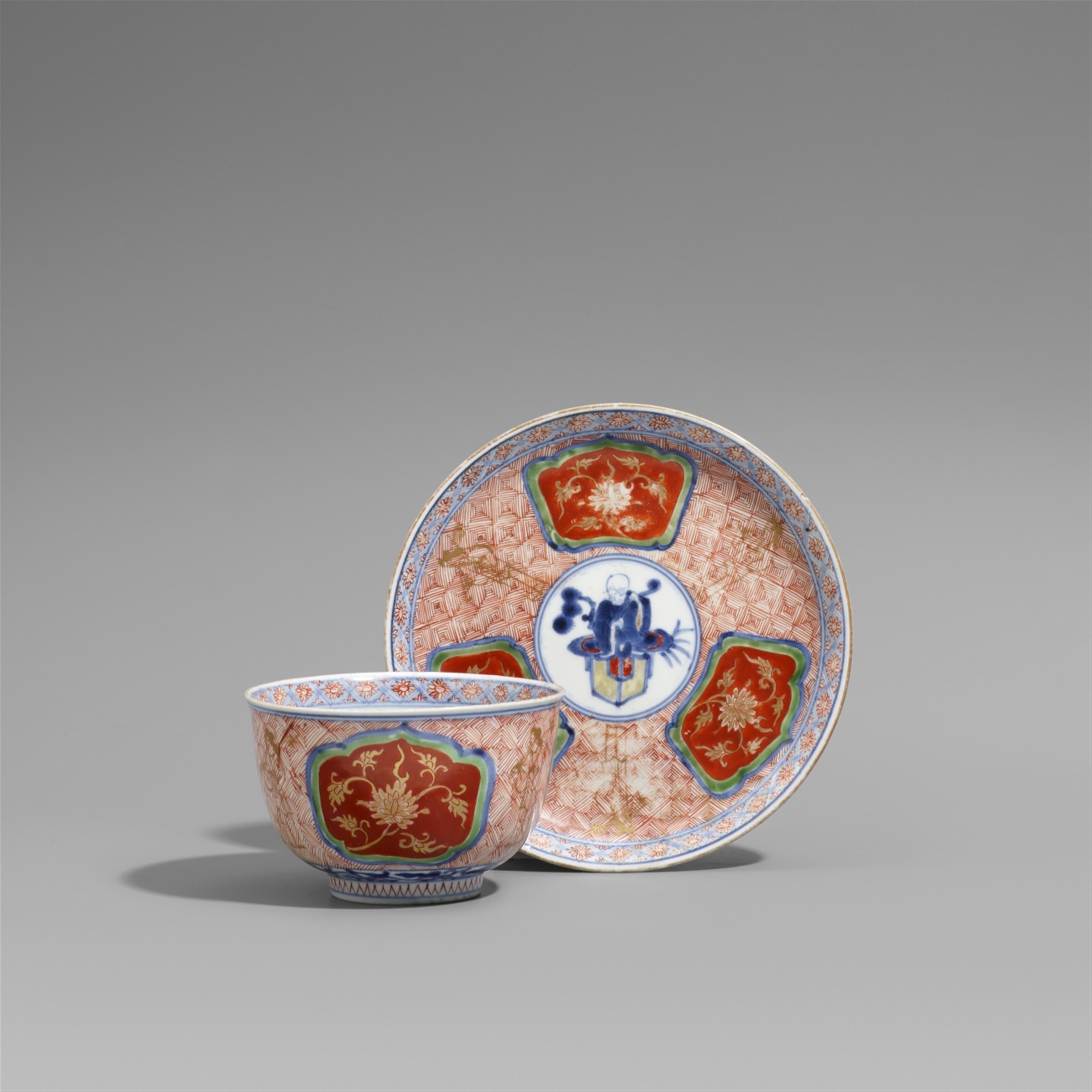 An Arita cup and saucer. 18th century - image-1