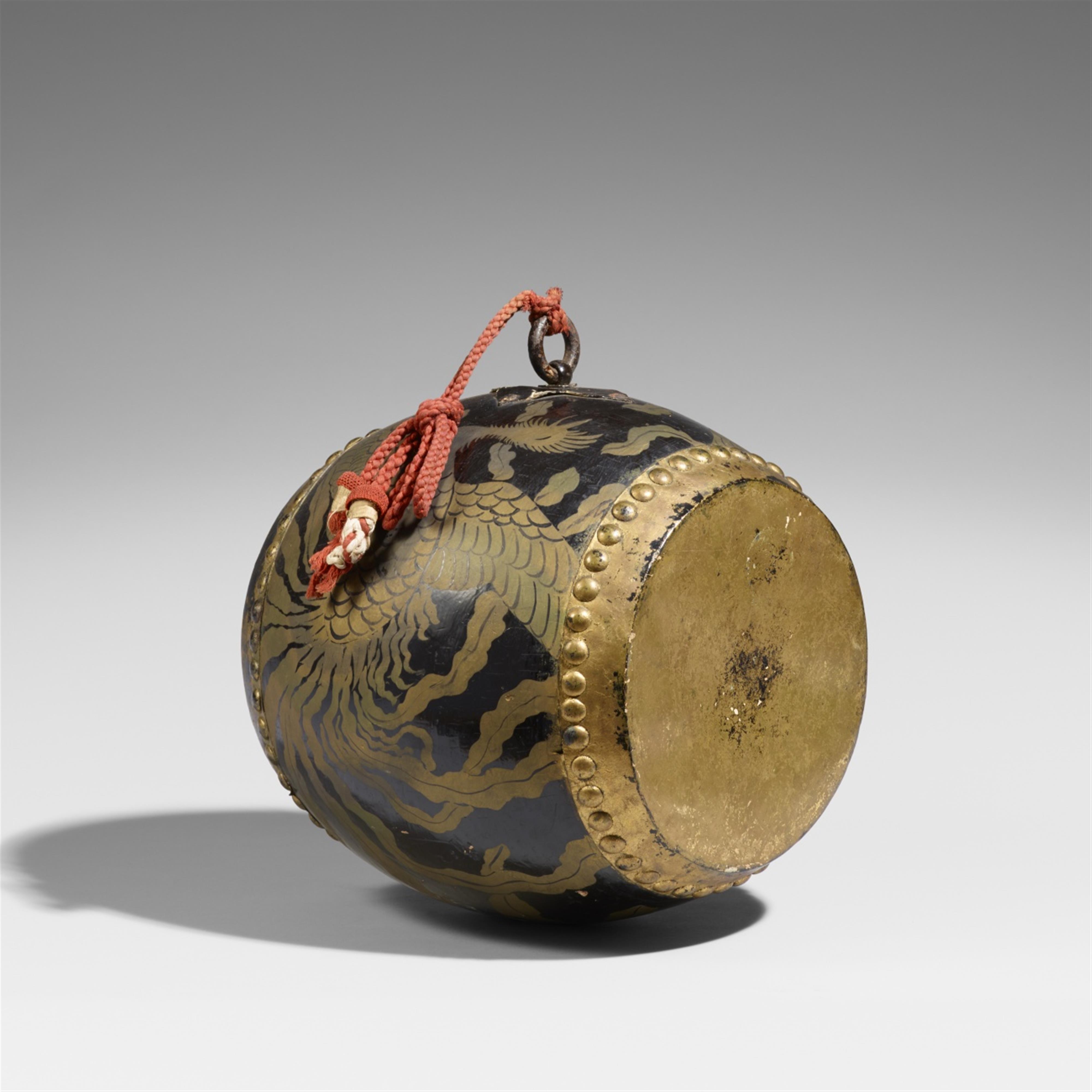 A lacquered wood drum. Late 19th century - image-1