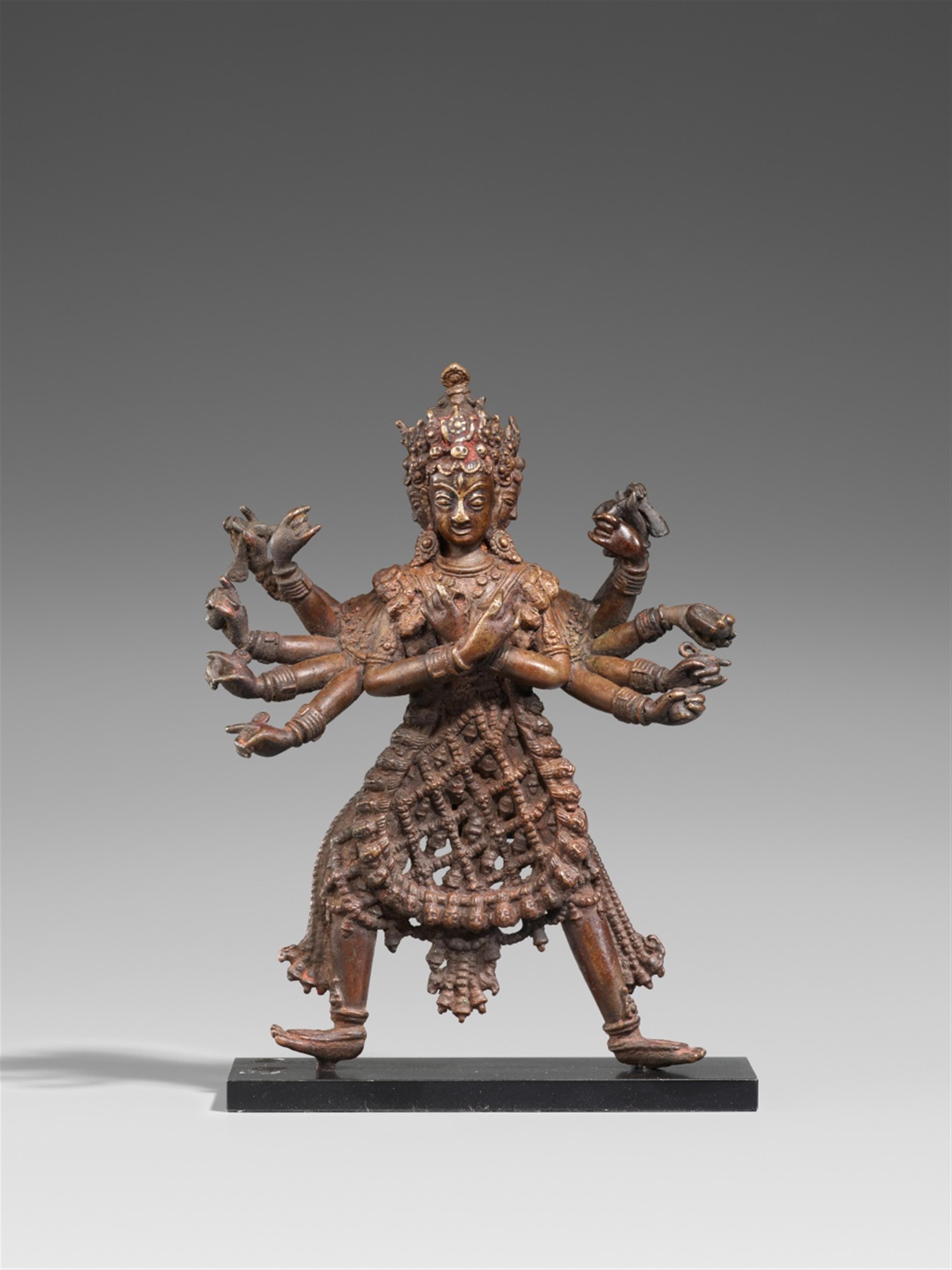 A Nepalese copper alloy figure of Chakrasamvara. 16th/17th century - image-1