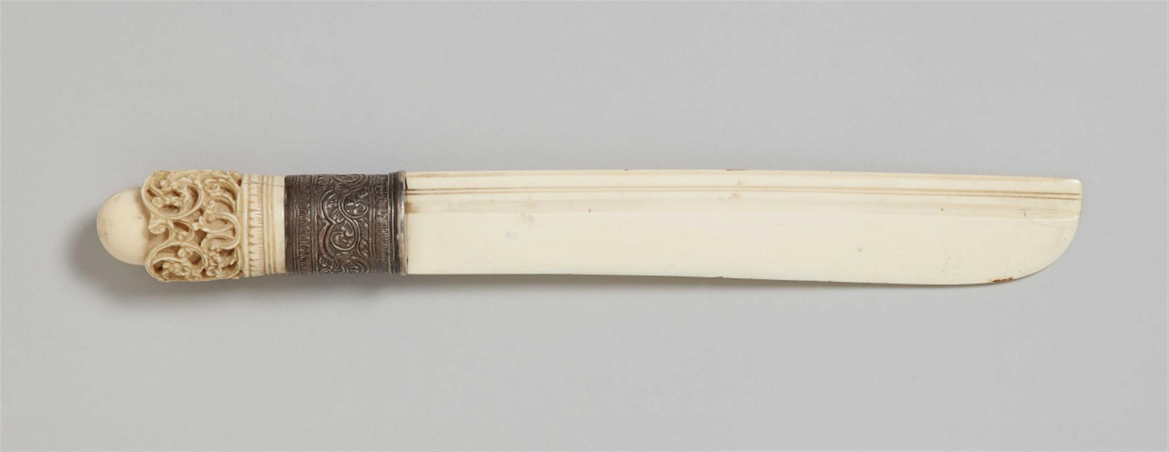 A Burmese ivory page turner. Early 19th century - image-1