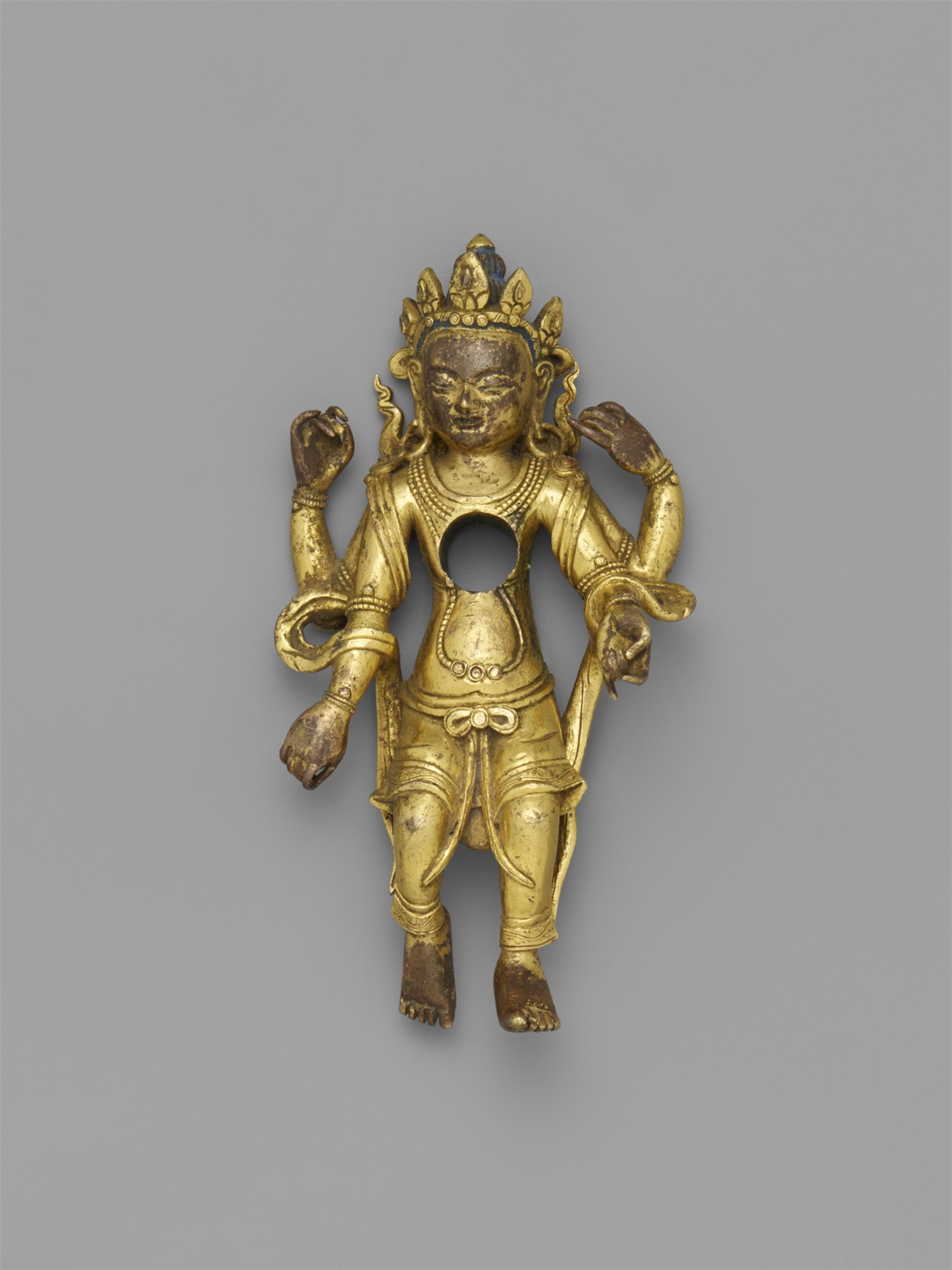 A Sinotibetan gilt bronze figure of a bodhisattva. 17th/18th century - image-1