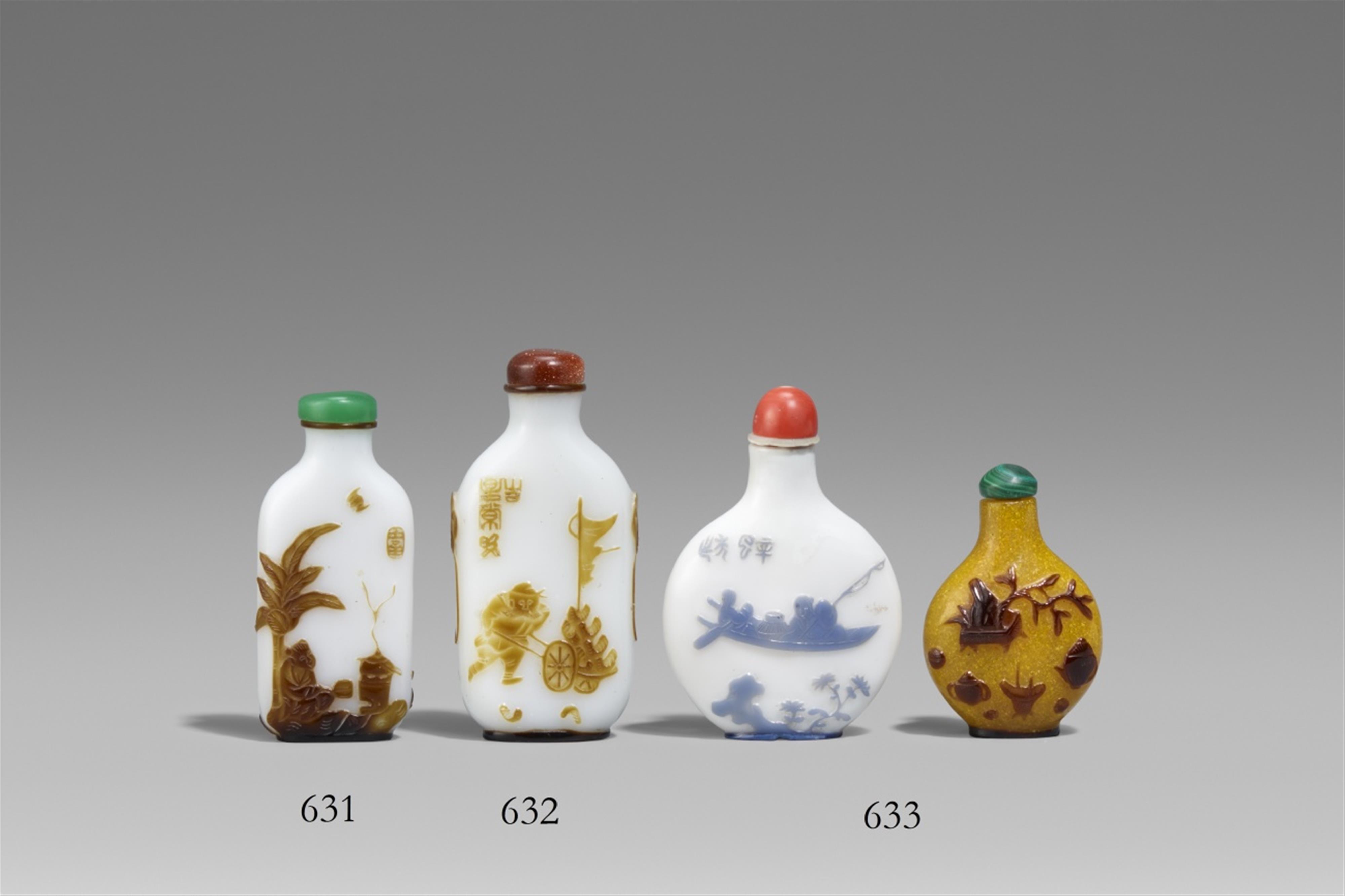 A glass overlay snuff bottle. Yangzhou school, 19th century - image-1