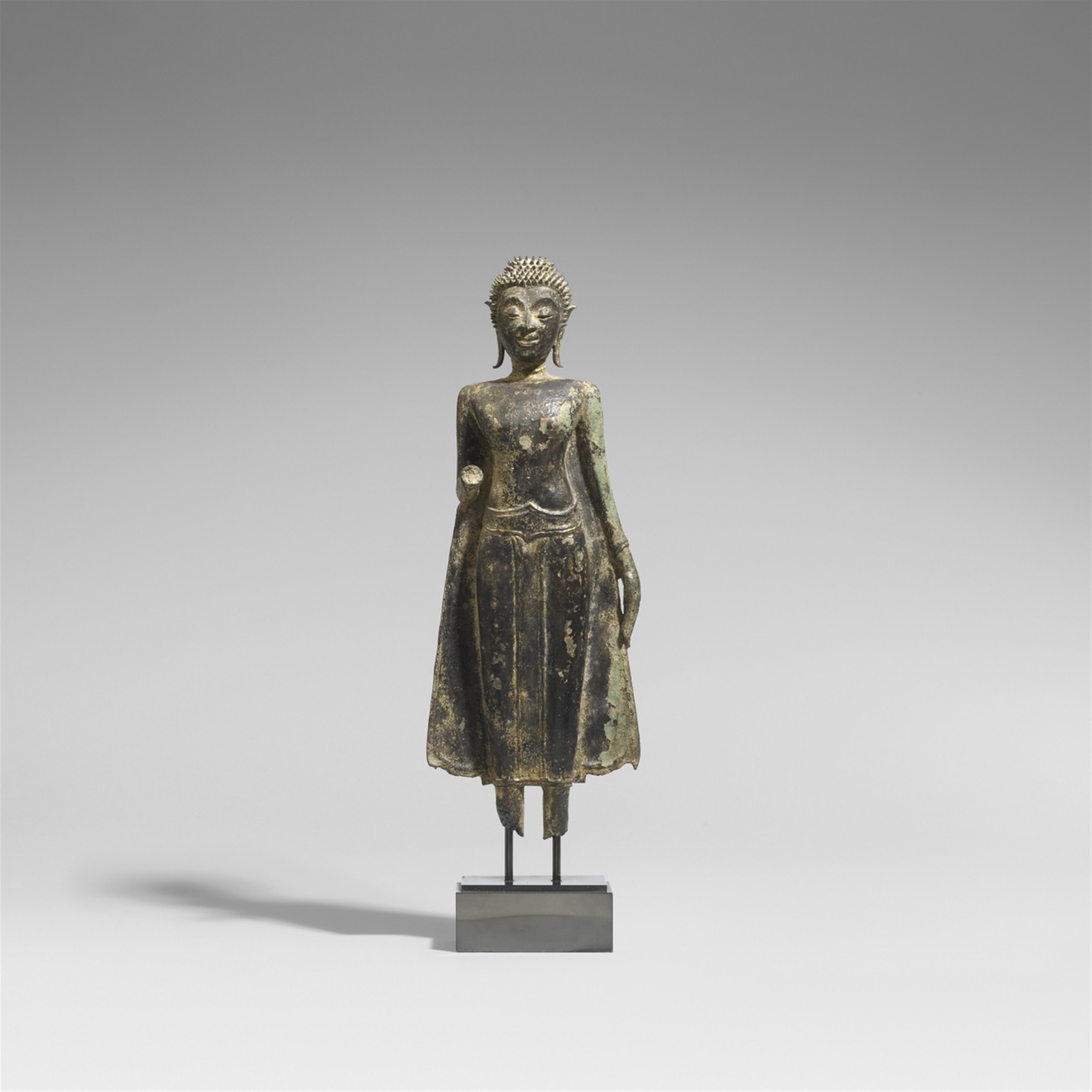 A Thai bronze figure of a standing Buddha. 16th/17th century - image-1