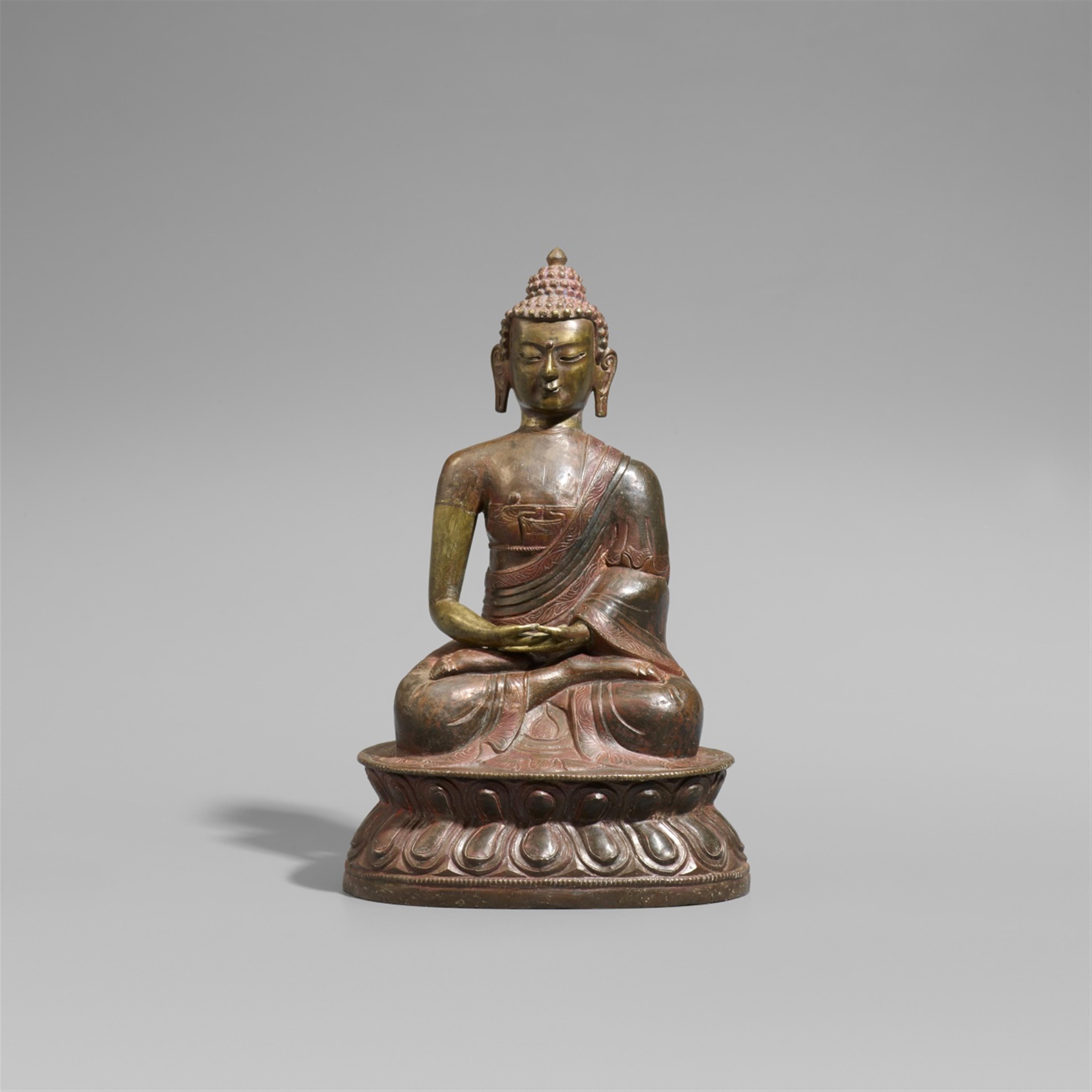 A Tibetan copper alloy figure of Buddha Shakyamuni. 19th century - image-1