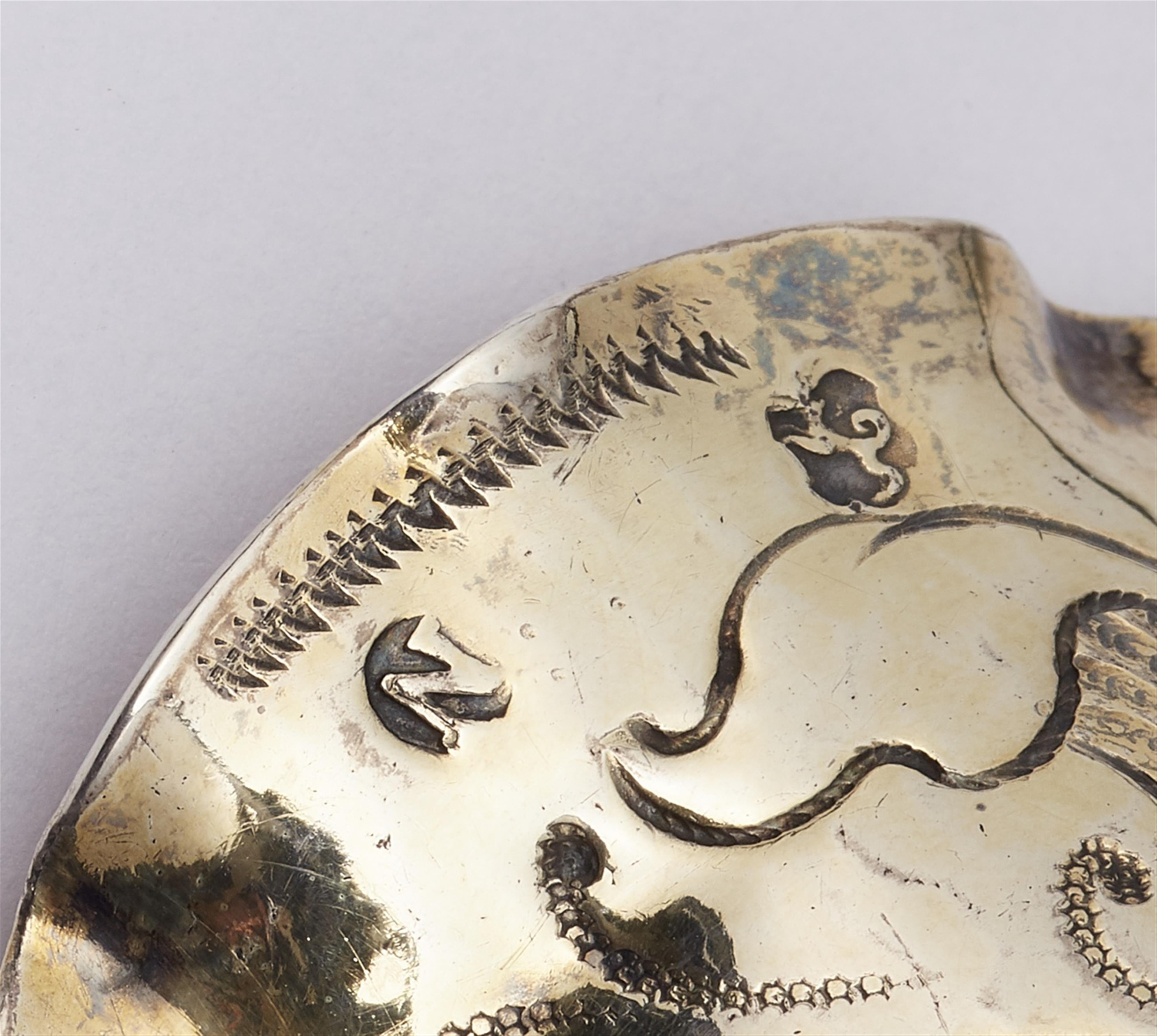 A Nuremberg silver gilt brandy bowl - image-2