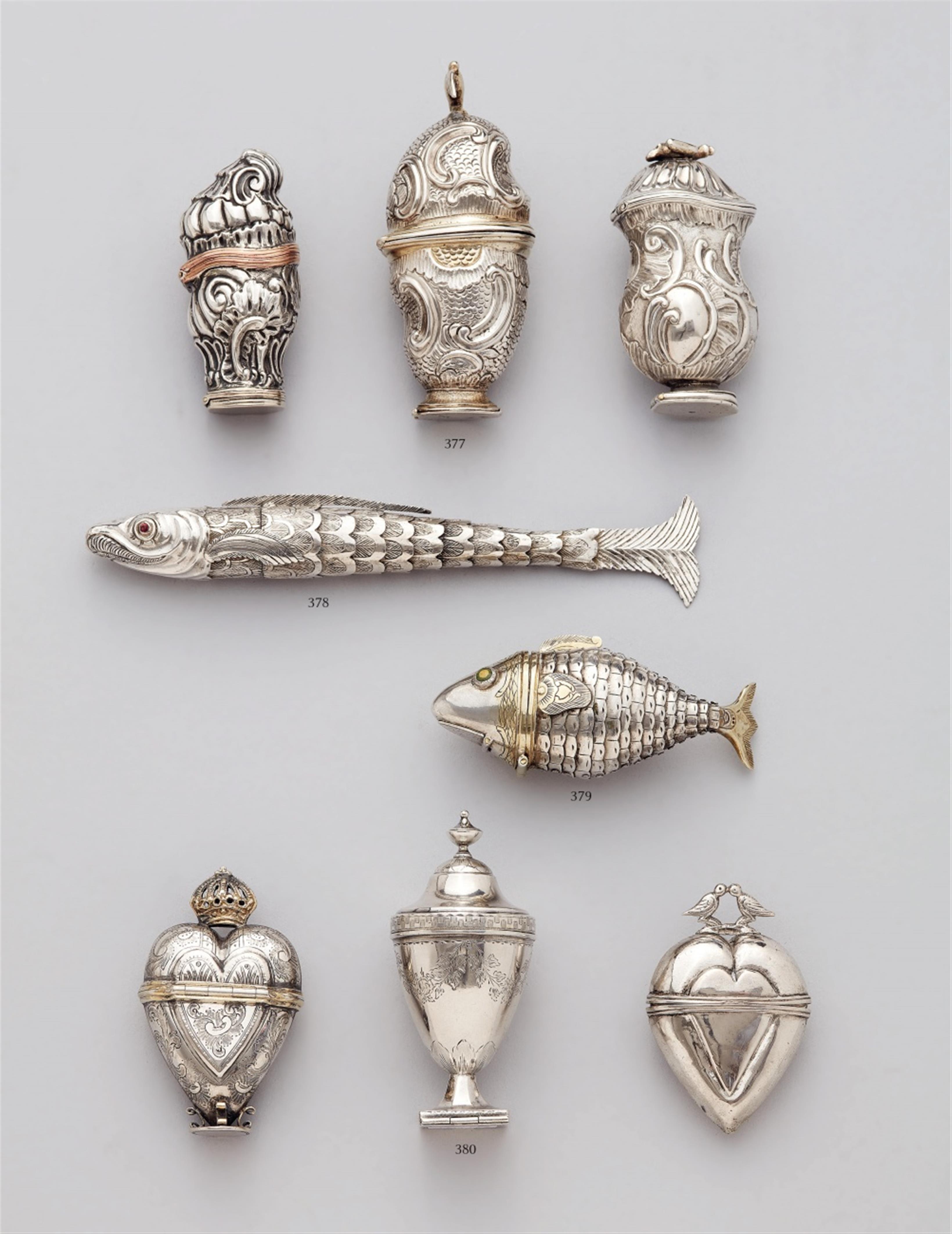 A parcel gilt silver smelling salts box formed as a fish - image-1