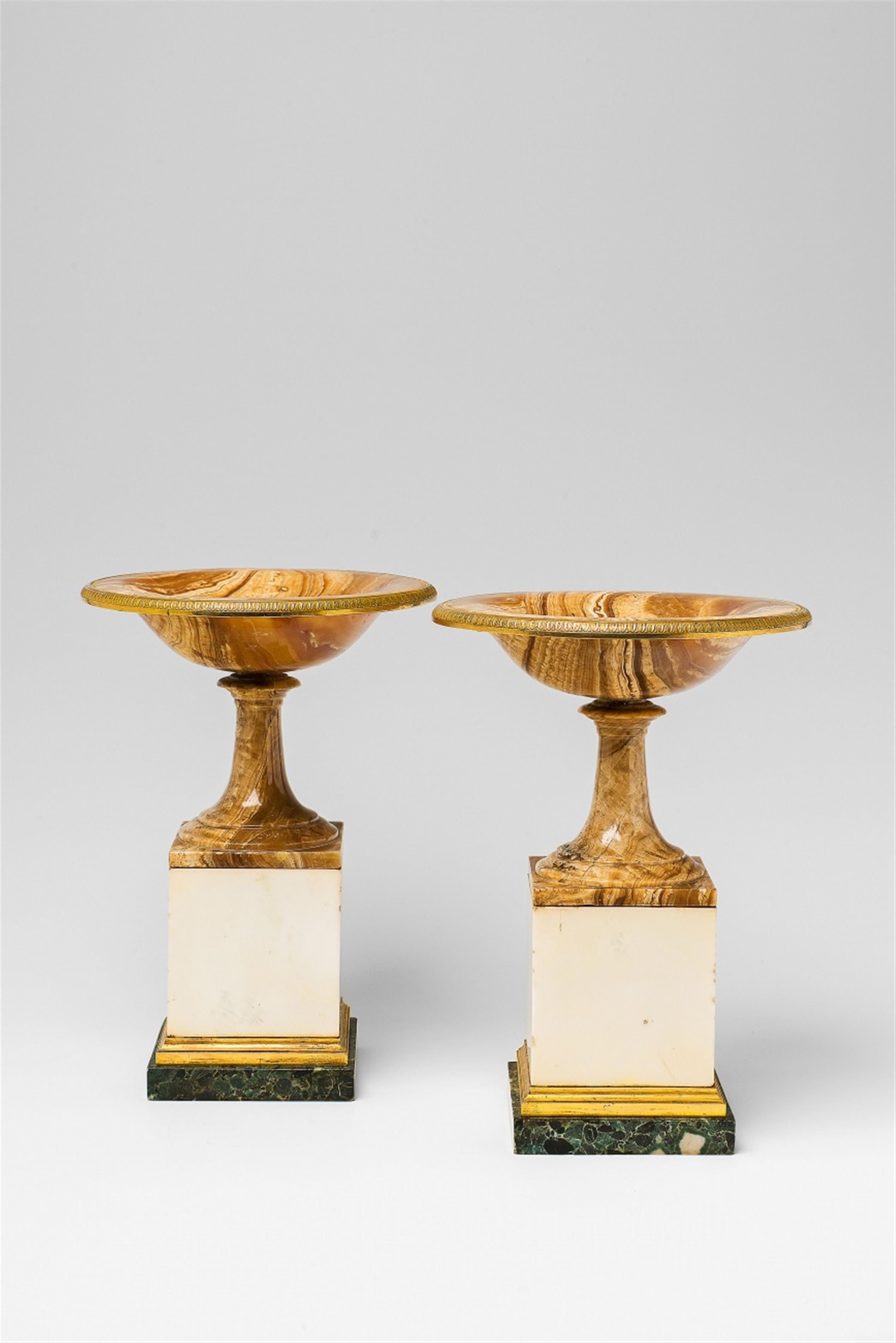 A pair of Neoclassical carved chalcedony tazza - image-1