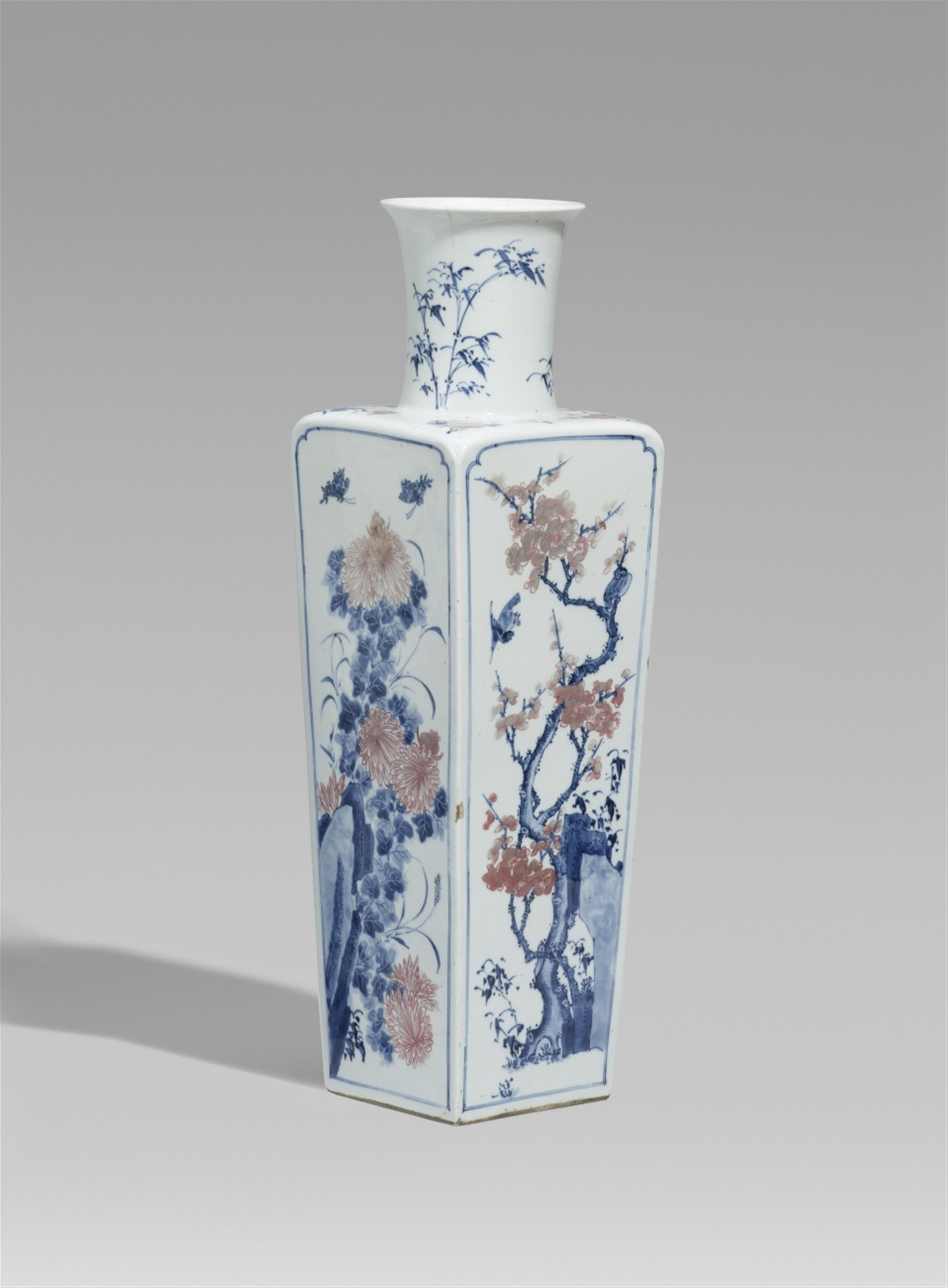 An underglaze-blue and copper-red decorated vase. Kangxi period (1662-1722) - image-1