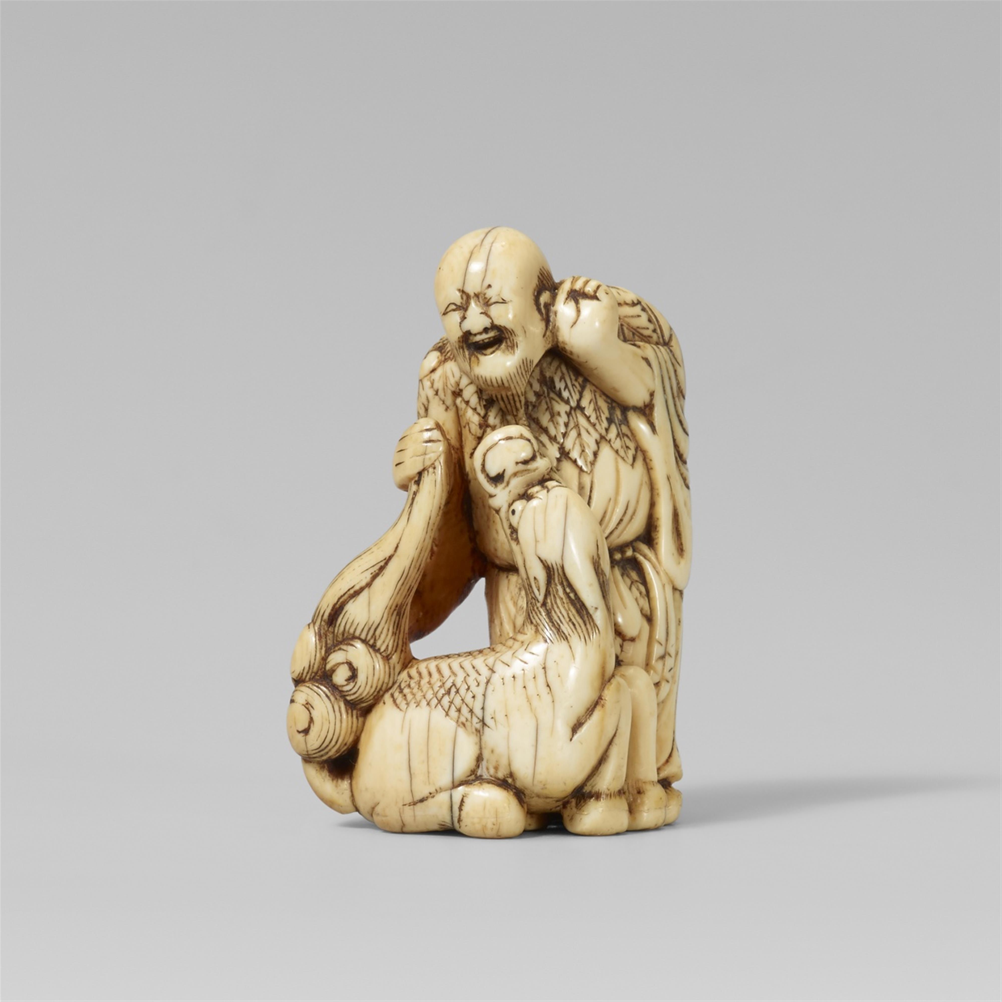 An ivory netsuke of a sennin with a kirin. 18th century - image-1