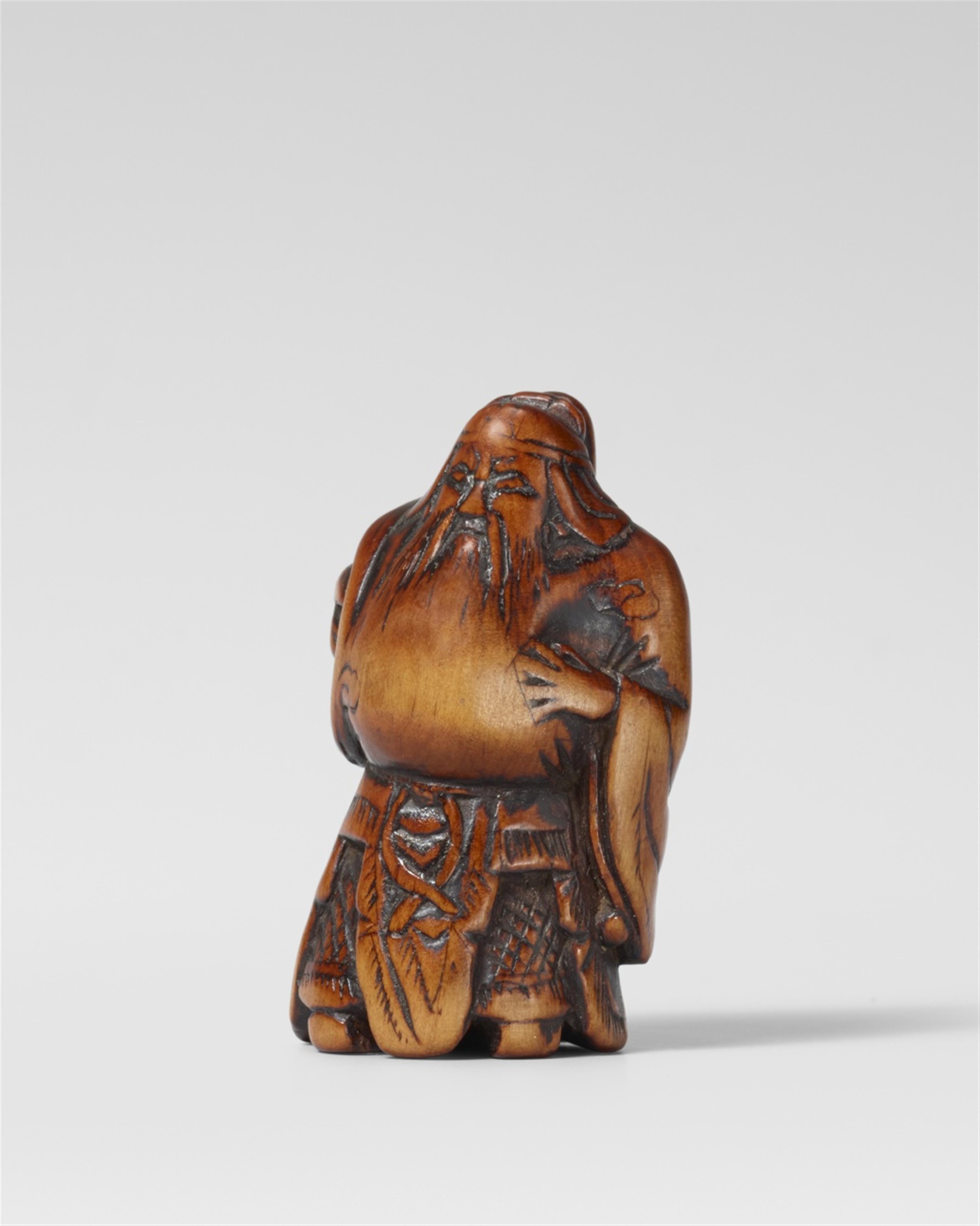 A boxwood netsuke of Kan’u. Early 19th century - image-1