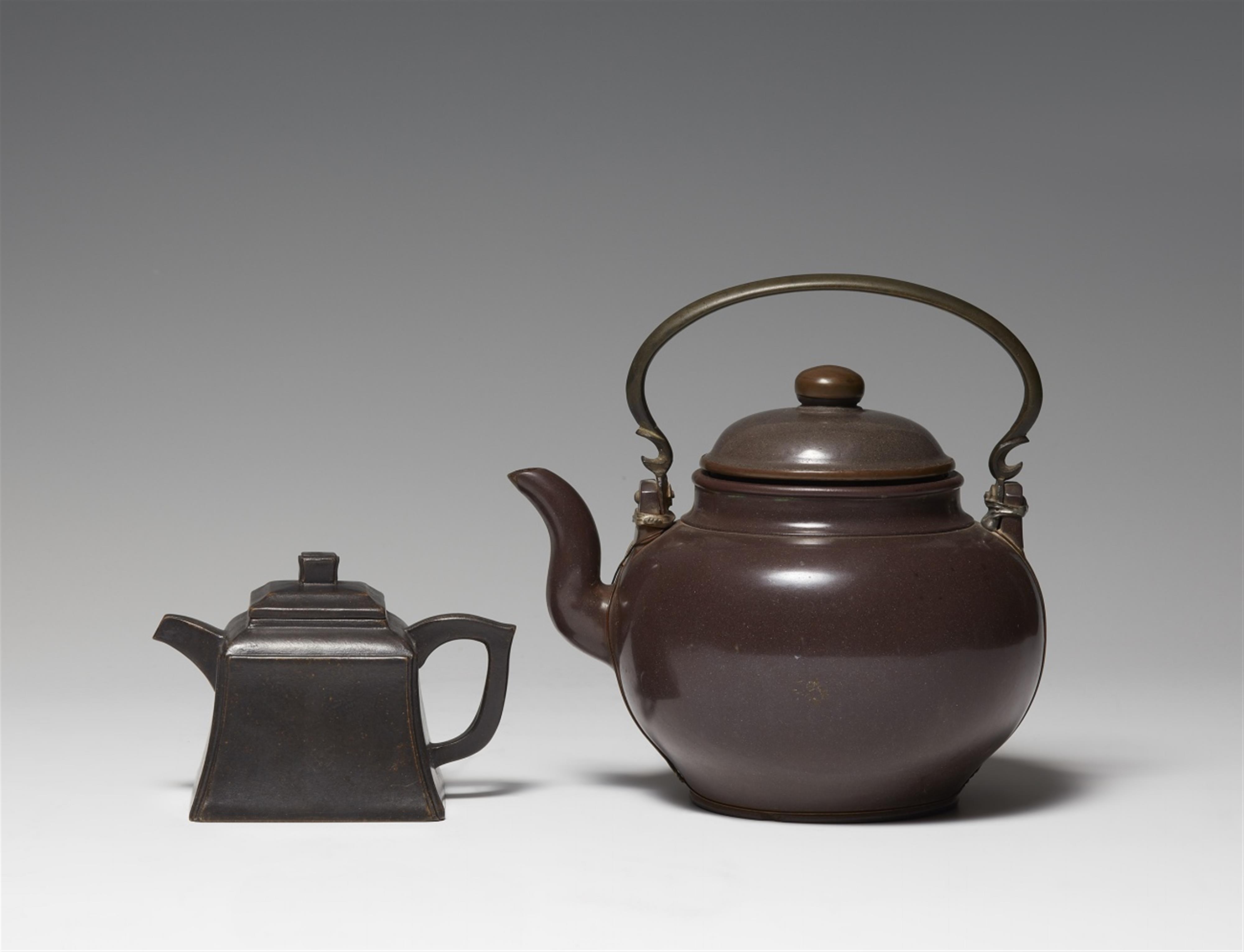 Zwei Teekannen. Yixing. Qing-Zeit (1644-1911) - image-1