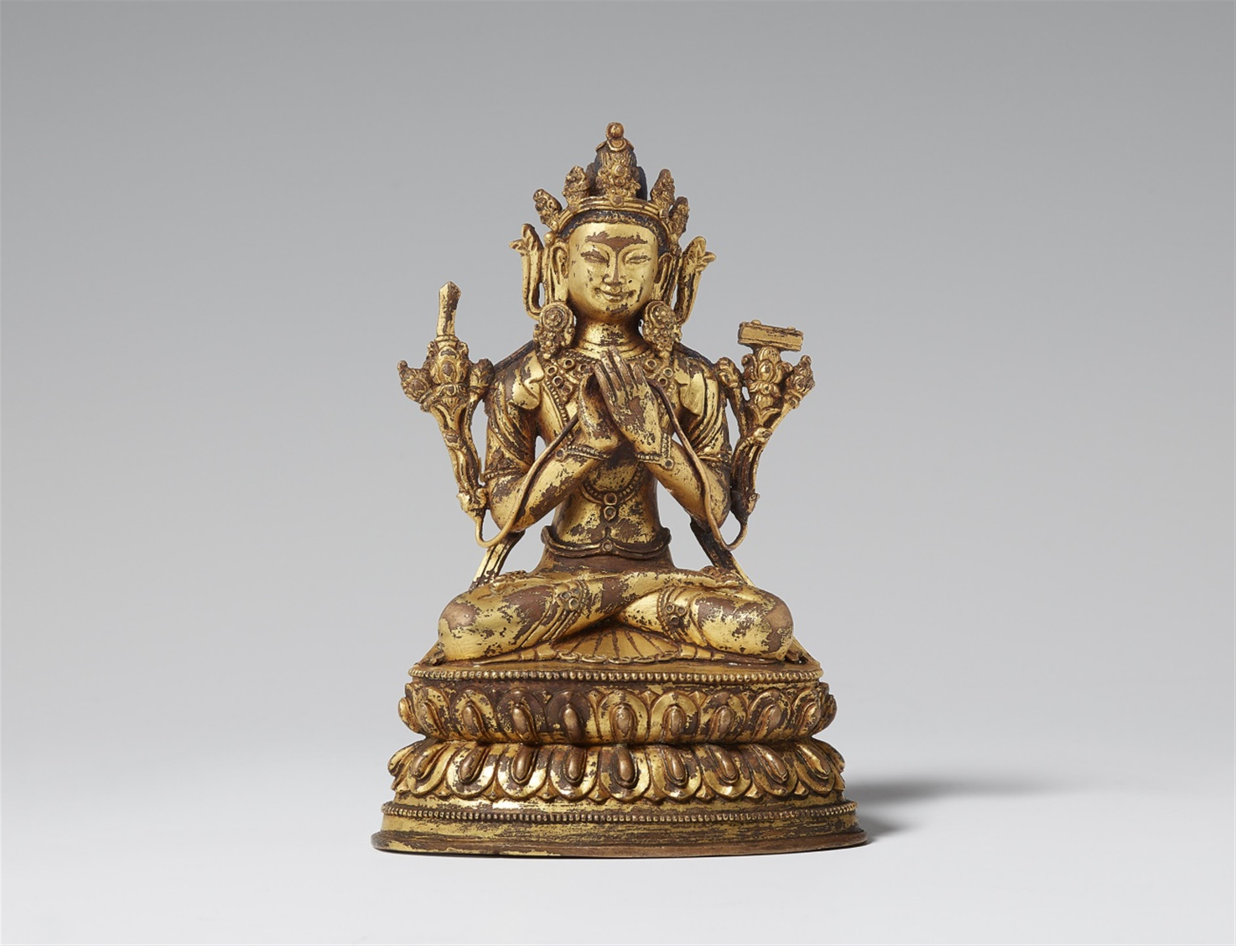 A Tibetan gilt bronze figure of Manjushri. 17th/18th century - image-1