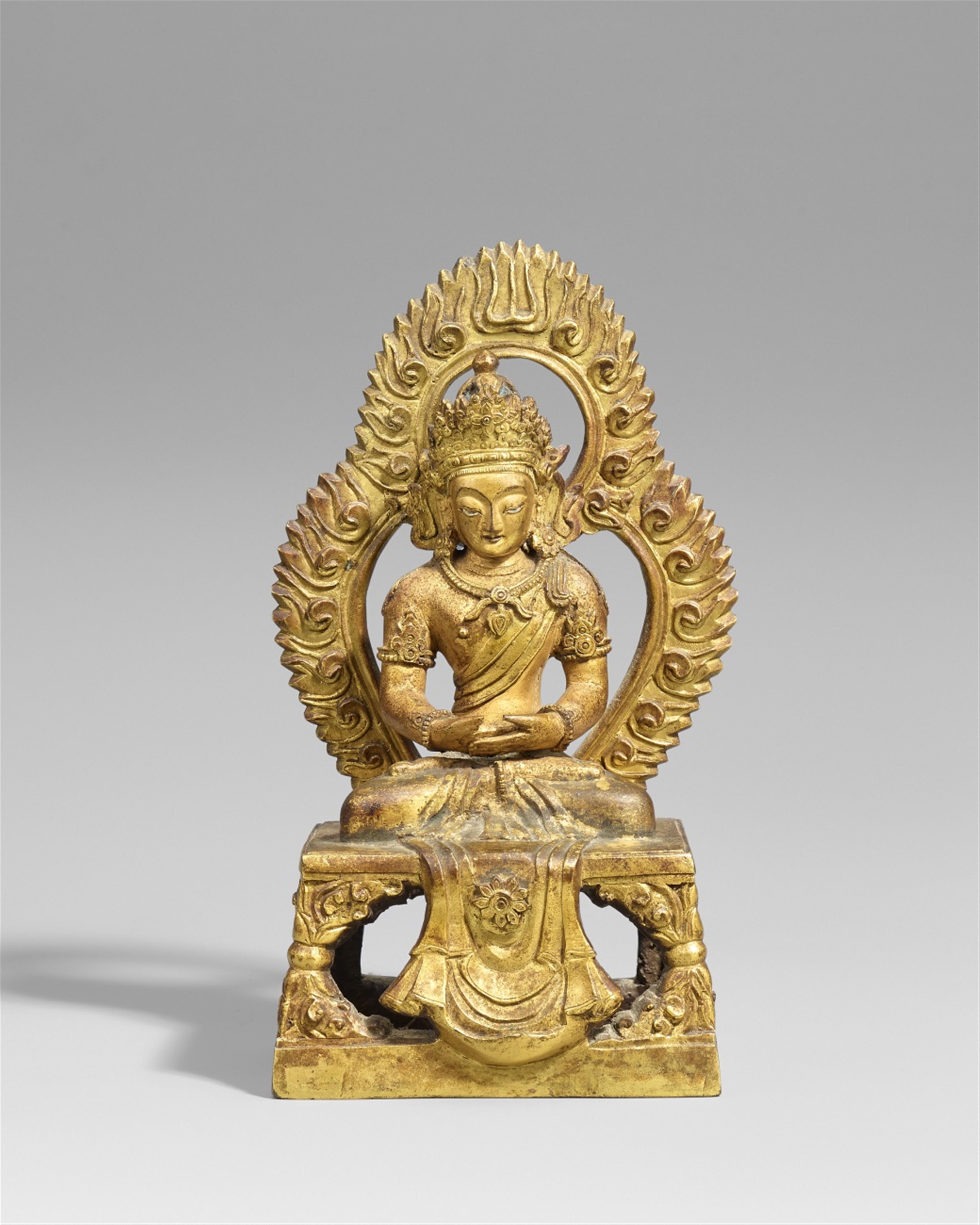 Buddha Amitayus. Feuervergoldete Bronze. Sinotibetisch. Ca. 1770 - image-1