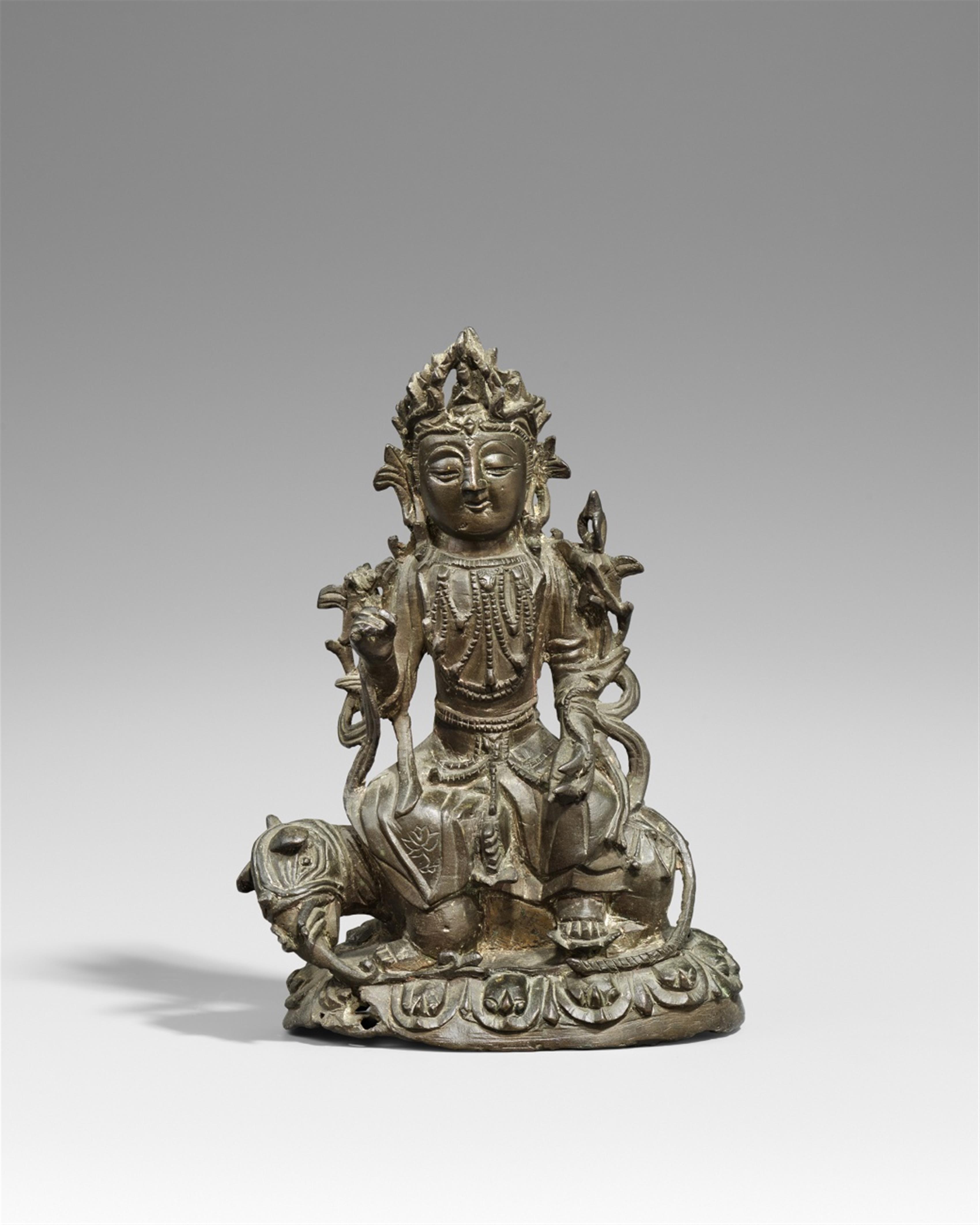 A bronze figure of Bodhisattva Samantabhadra (Puxian). 17th/18th century - image-1