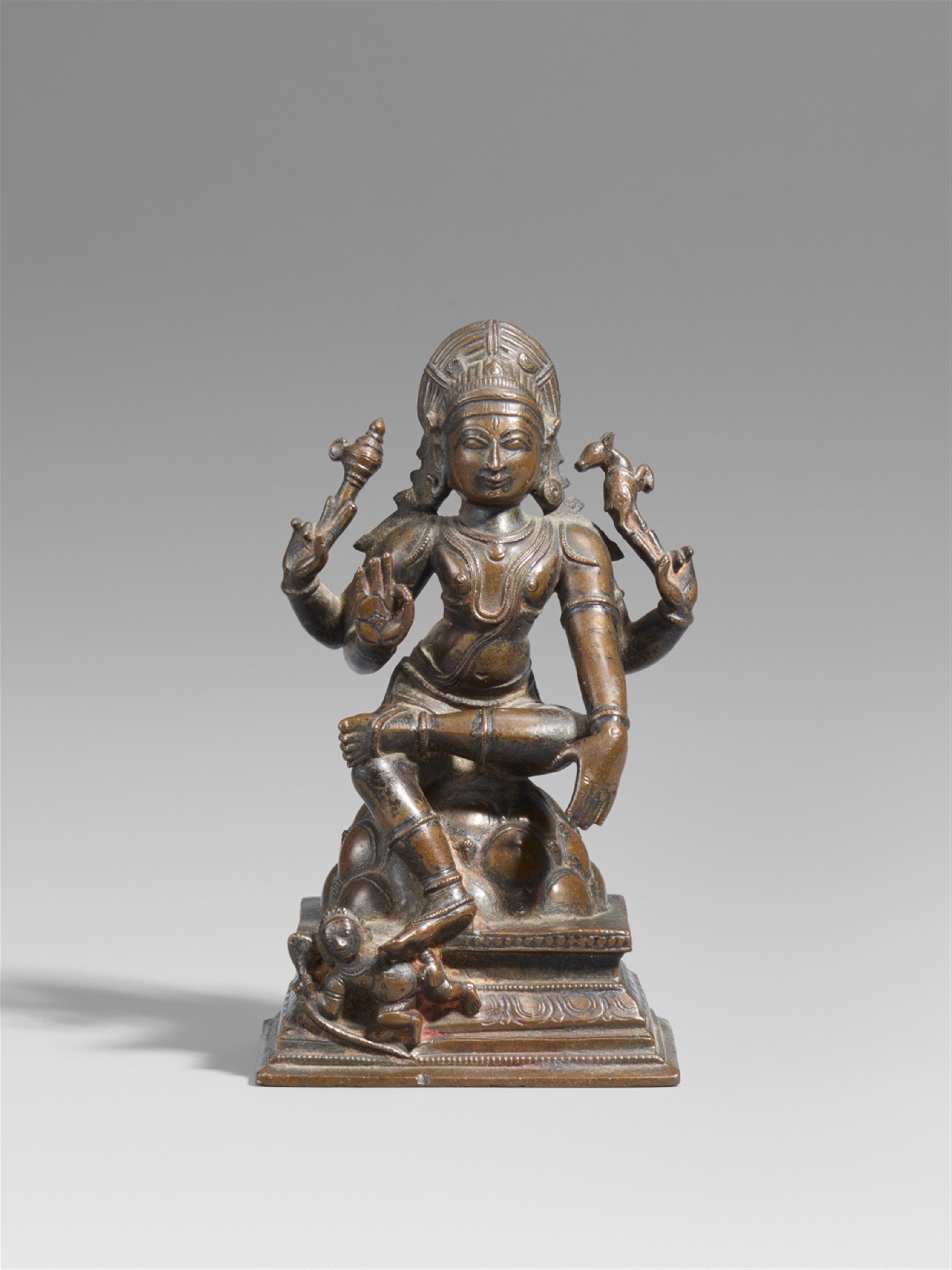 A Tamil Nadu copper alloy figure of Vakyana Dakshinamurti. 17th/19th century - image-1