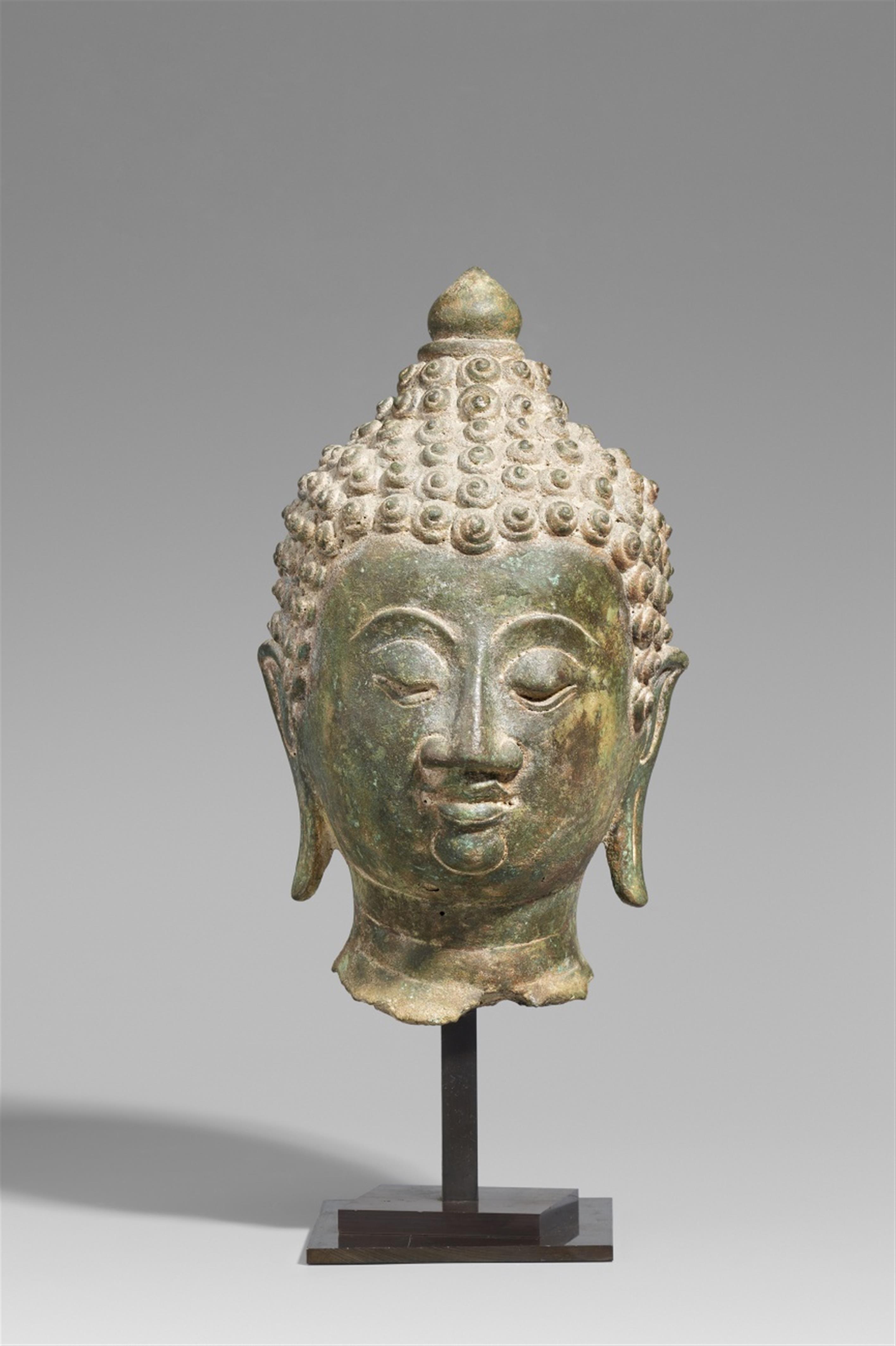 A Lan Na bronze head of Buddha. Northern Thailand. 14th/15th century - image-1