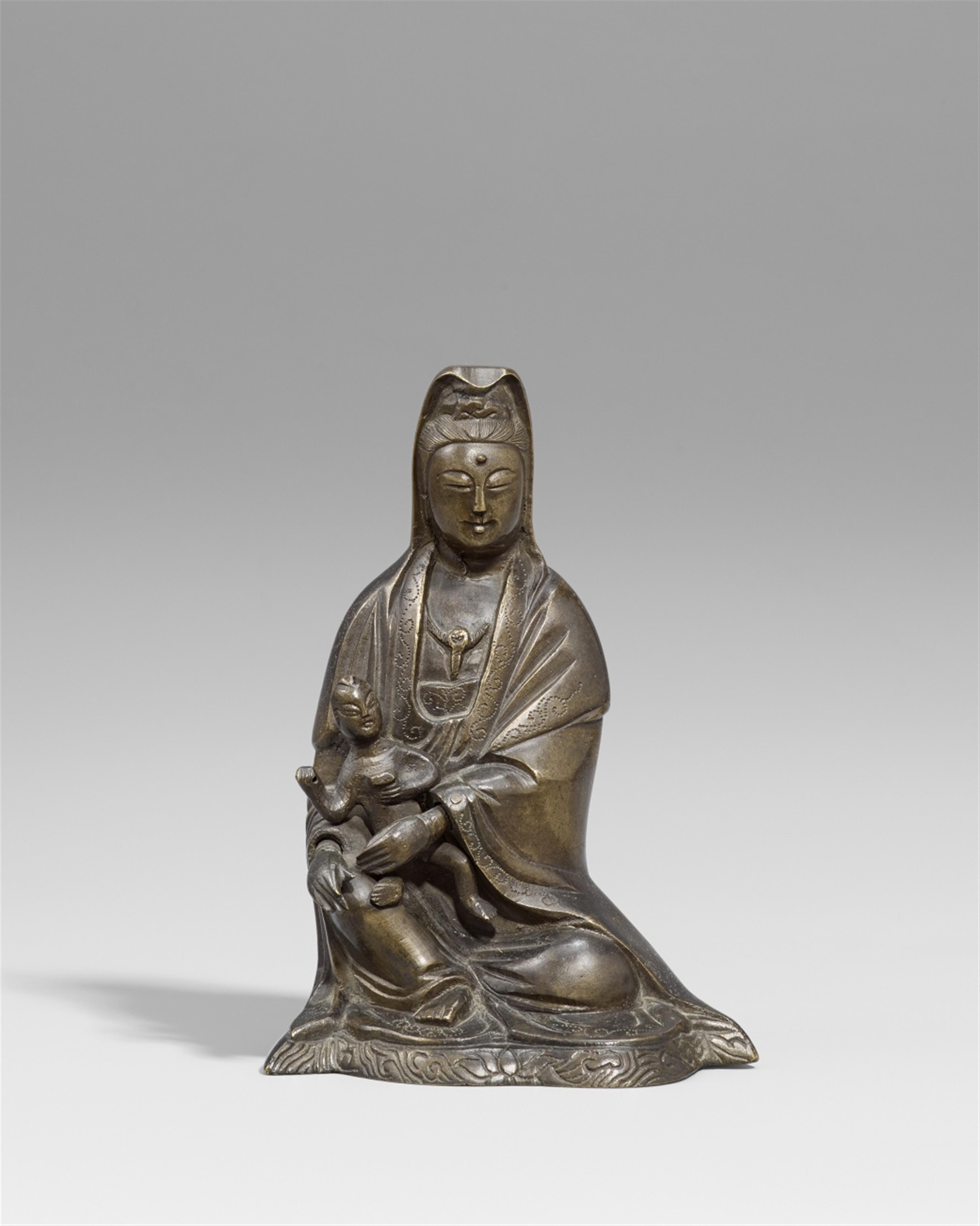 A bronze figure of Guanyin. 19th century - image-1