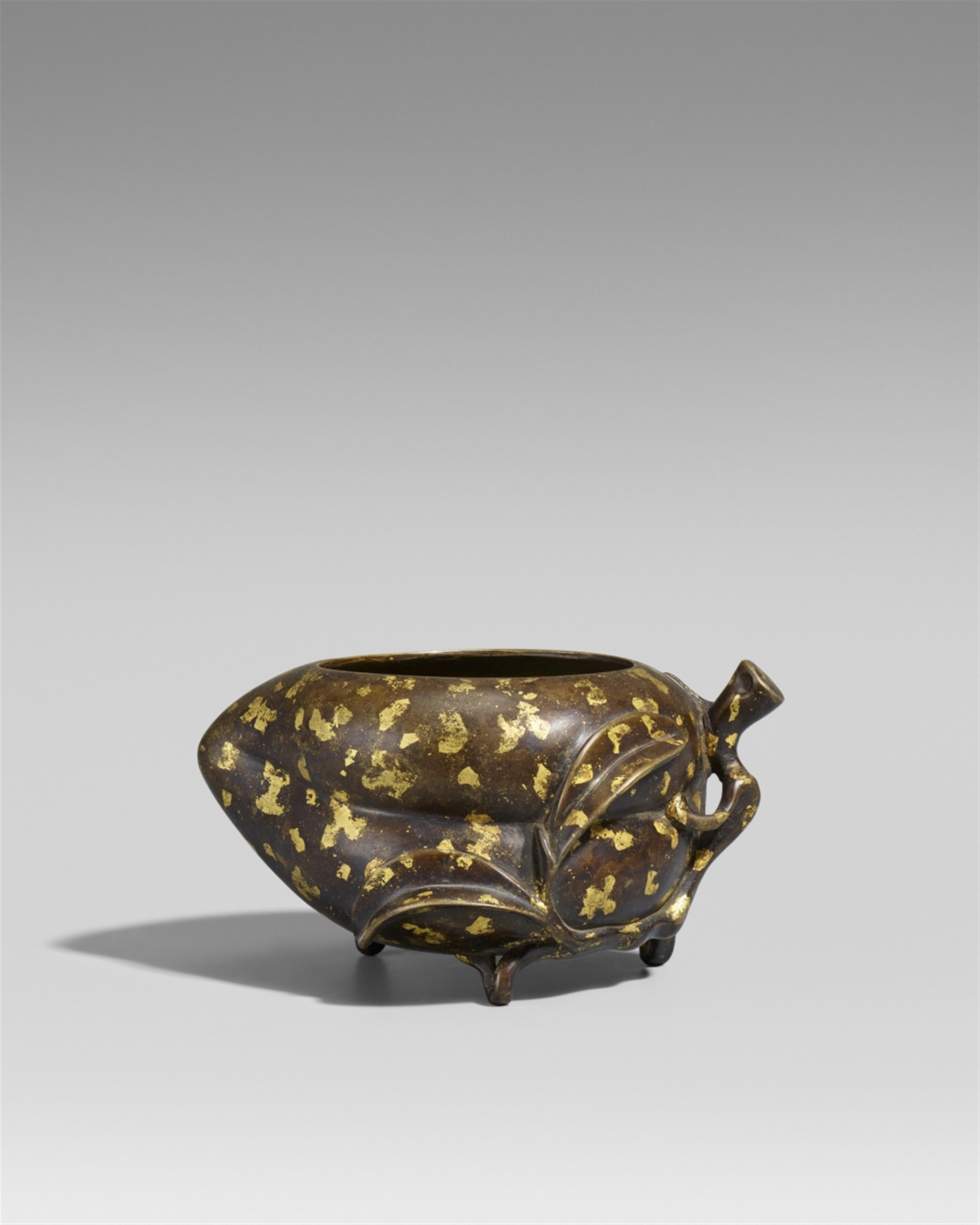 A gold-splashed bronze incense burner. 18th century - image-1