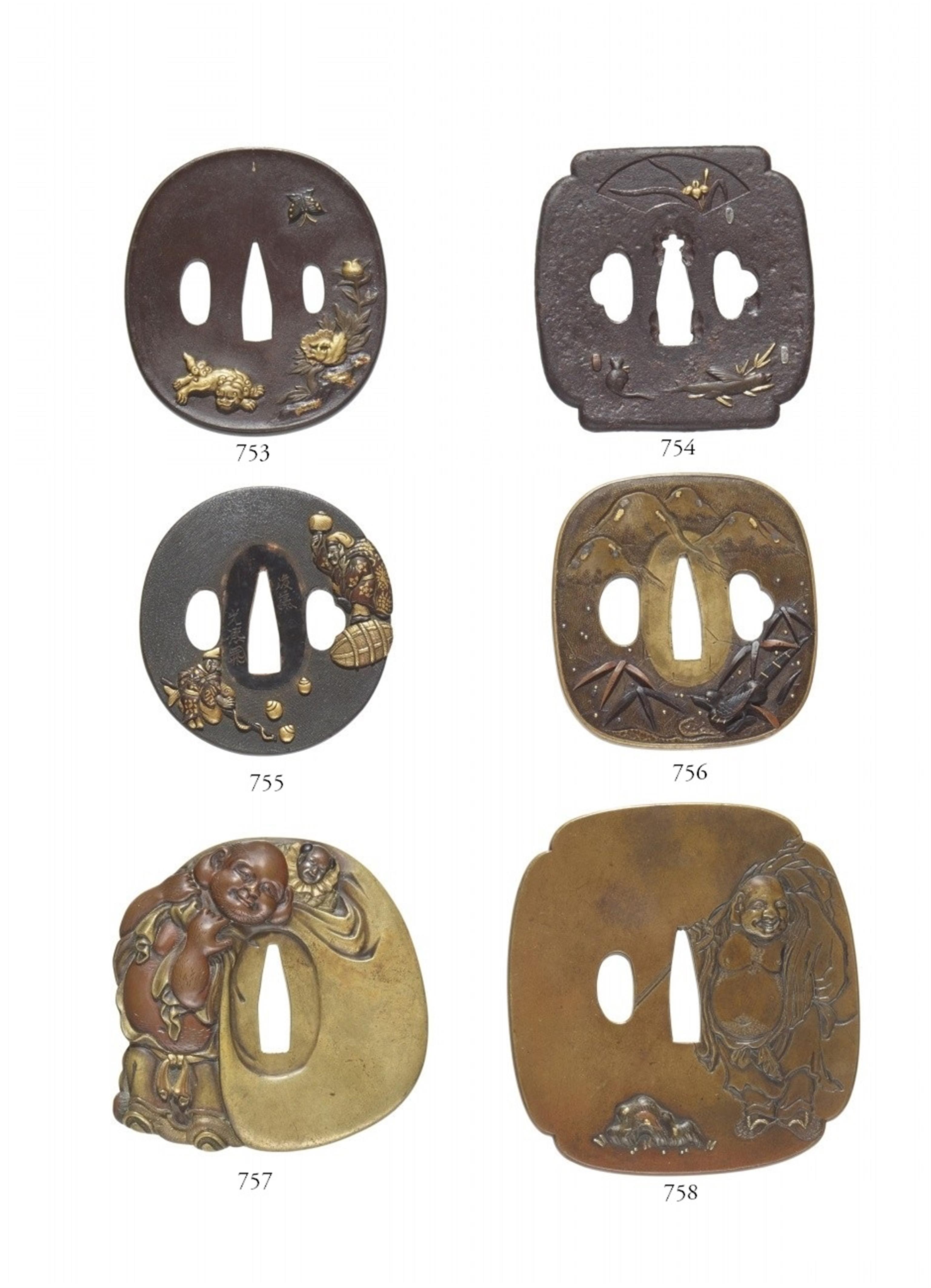 A copper and sentoku tsuba. Late 19th century - image-1