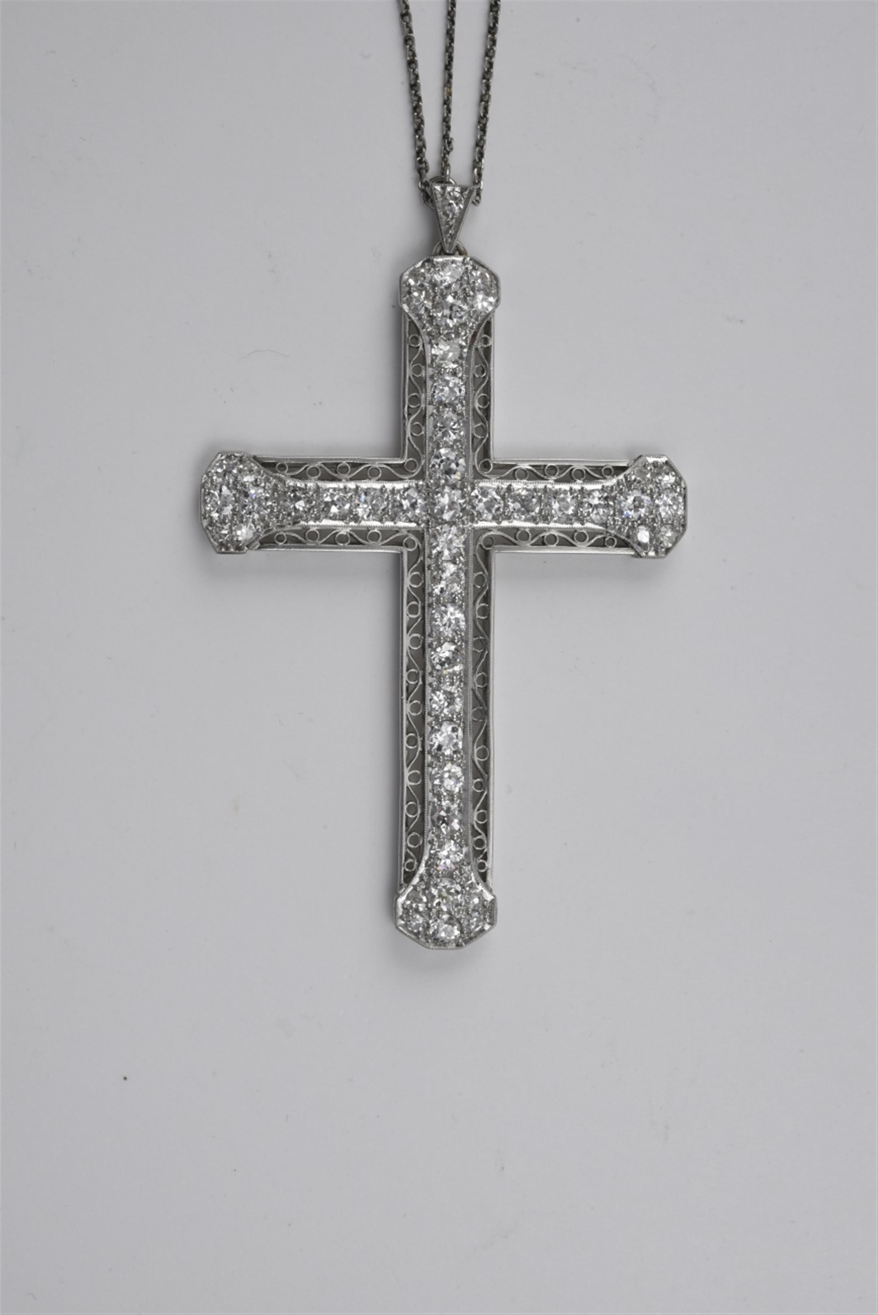 A Belle Epoque platinum and diamond cross pendant - image-1