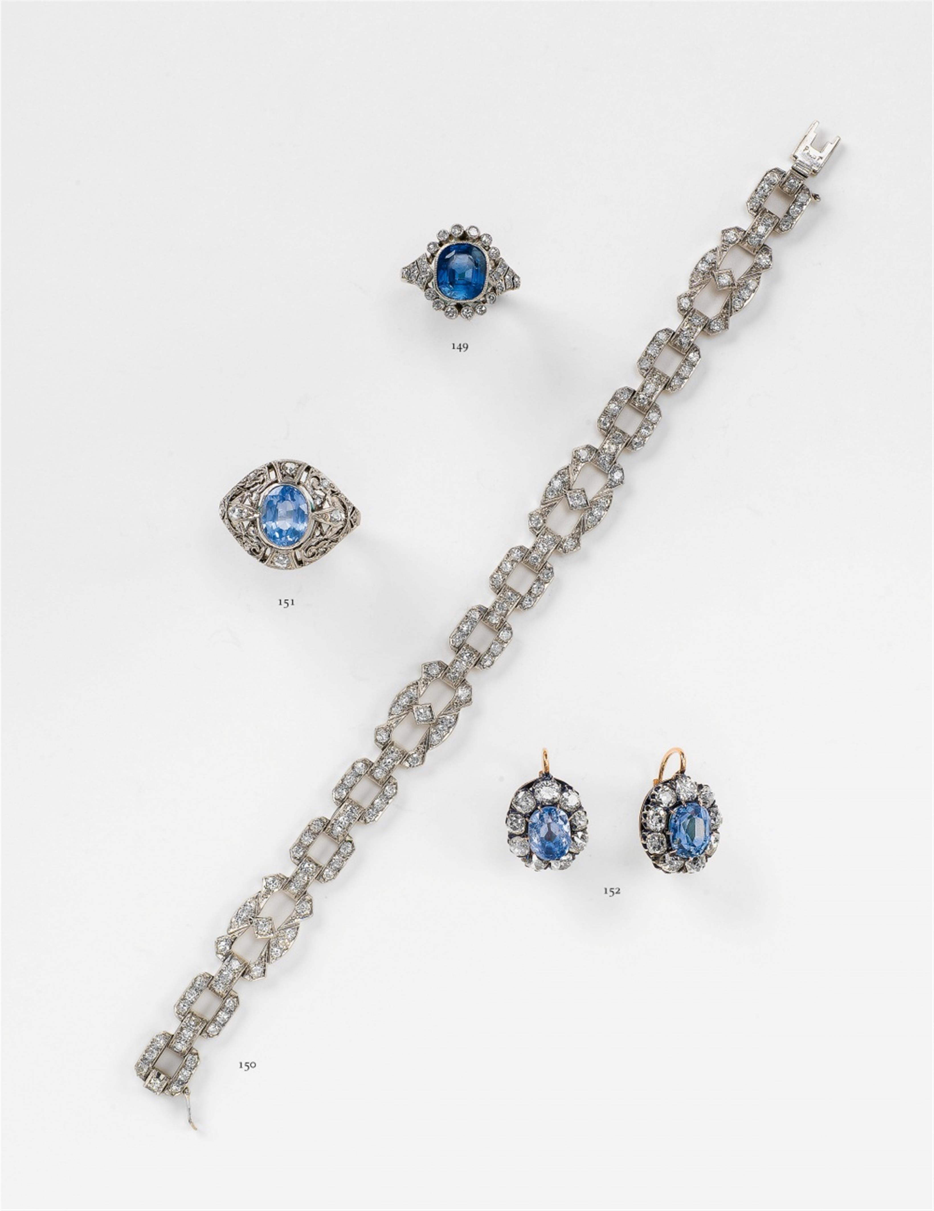 An Art Deco style platinum and diamond bracelet - image-2