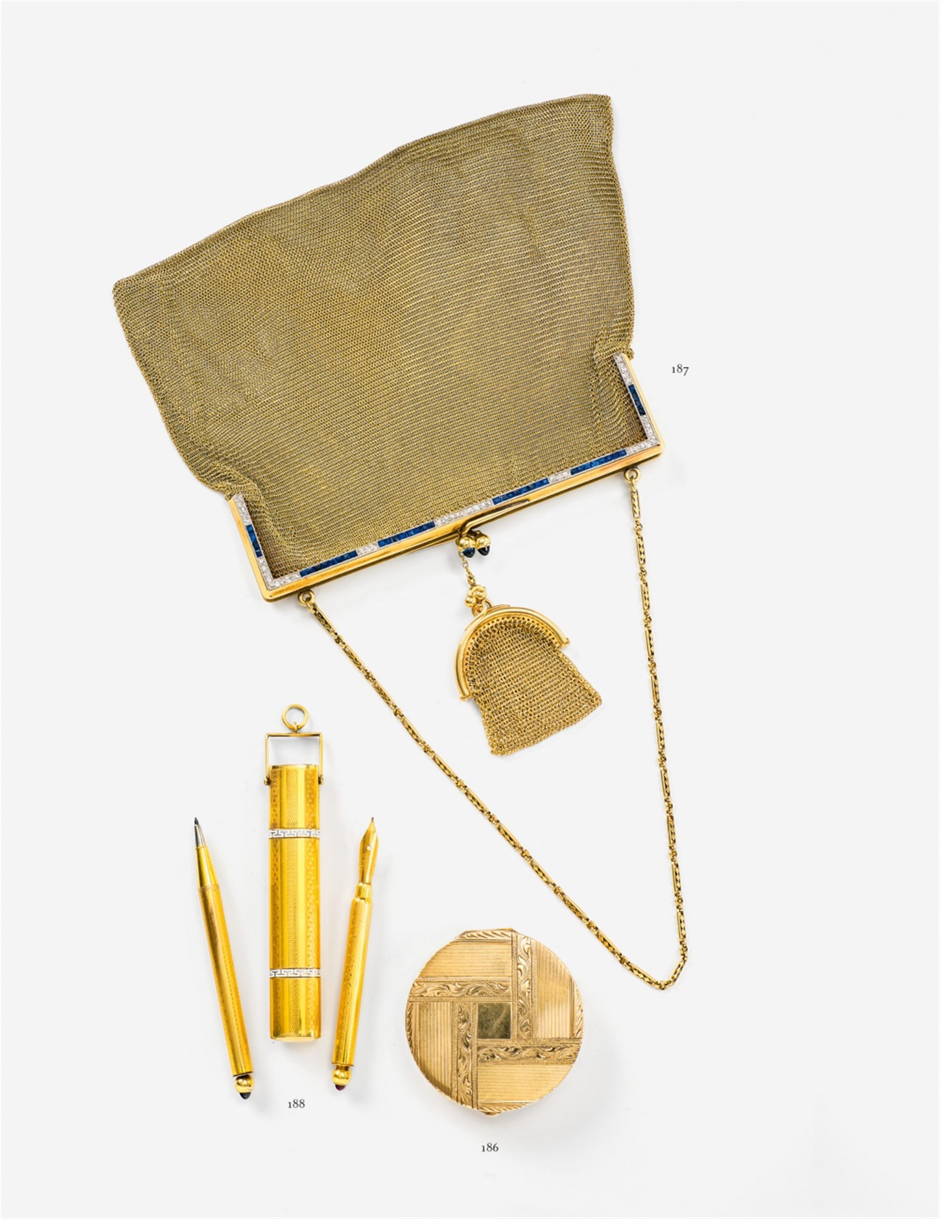 A gold plated pocket writing set - image-1