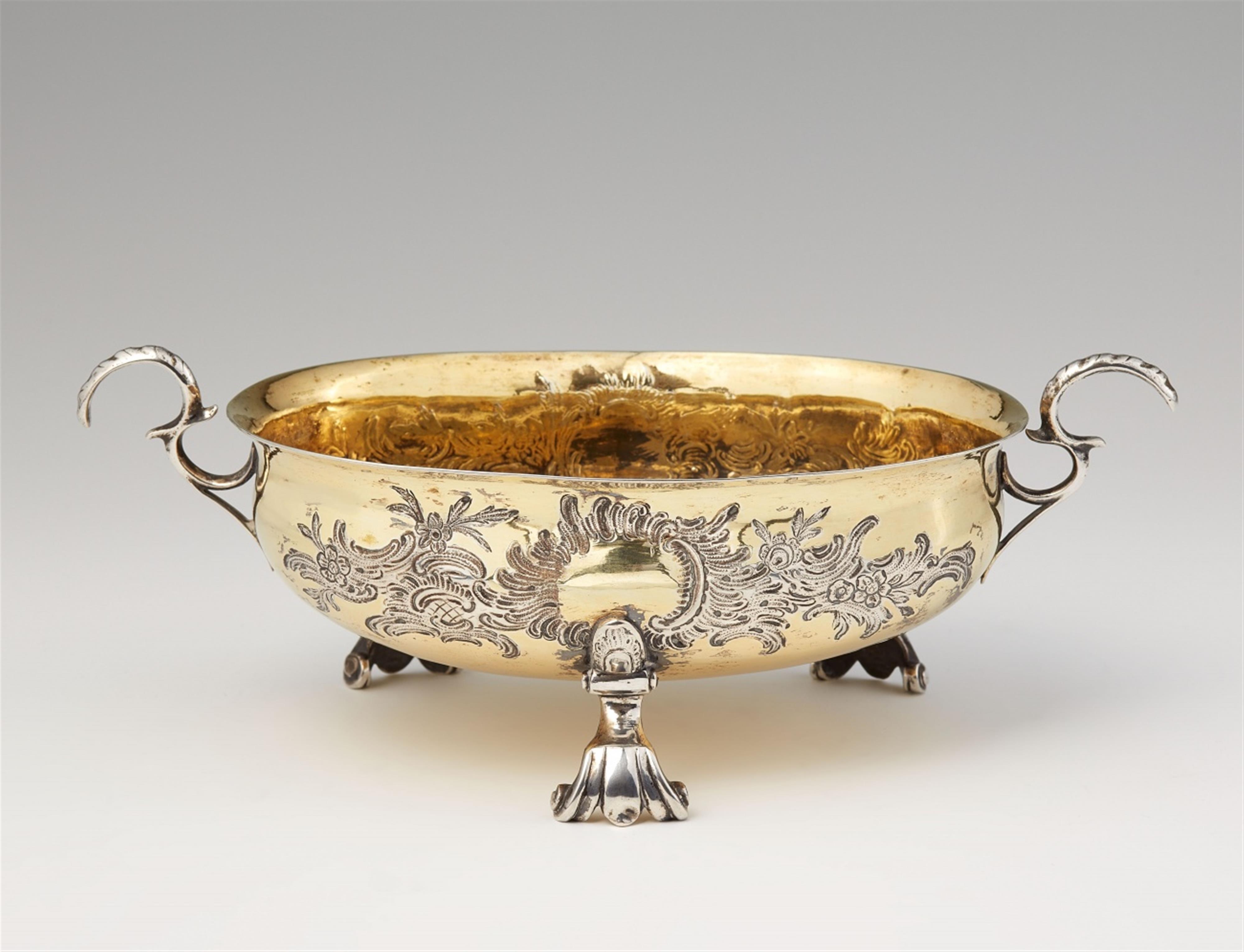 A Frisian silver gilt brandy bowl - image-1