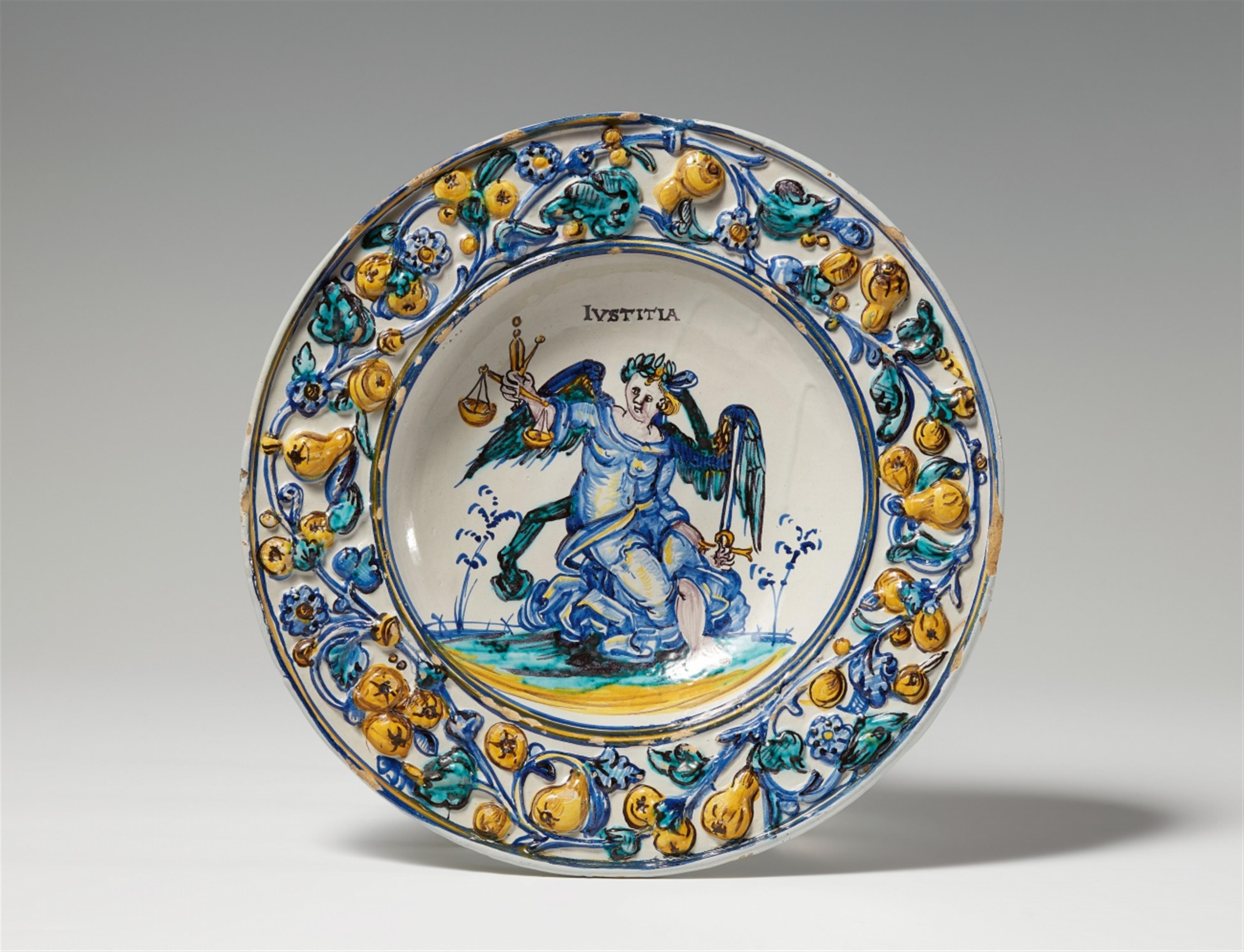 A Winterthur faience bowl 'IVSTITIA' - image-1