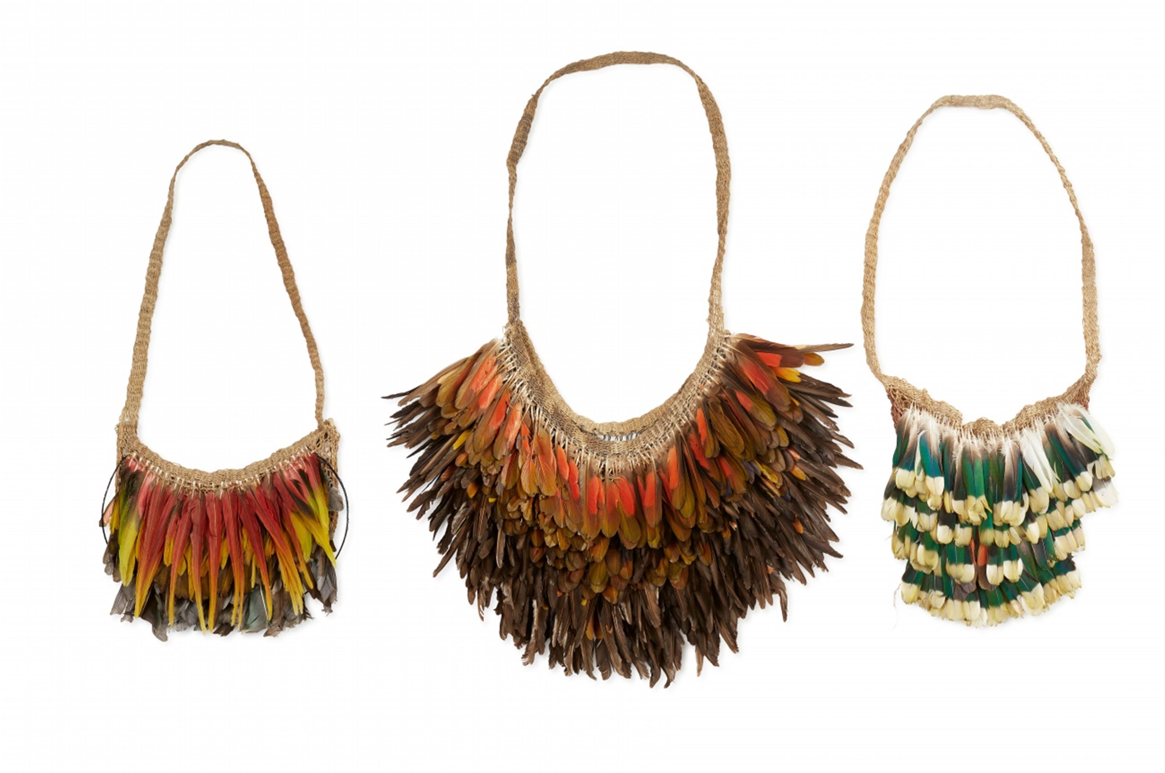 FIVE NEW GUINEA HIGHLANDS CEREMONIAL FEATHER BAGS - image-1