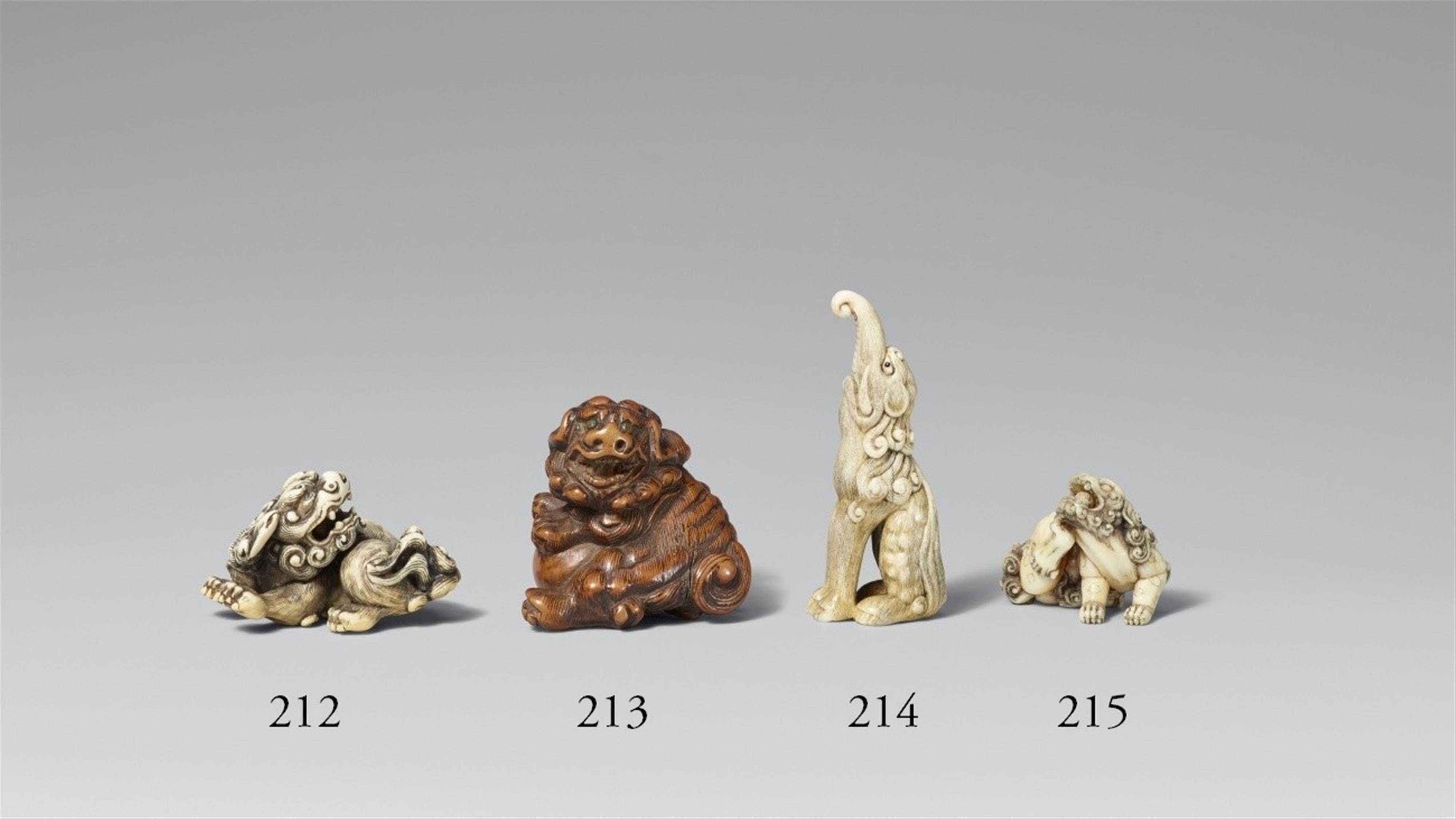 A boxwood netsuke of a shishi. Late 18th/early 19th century - image-1