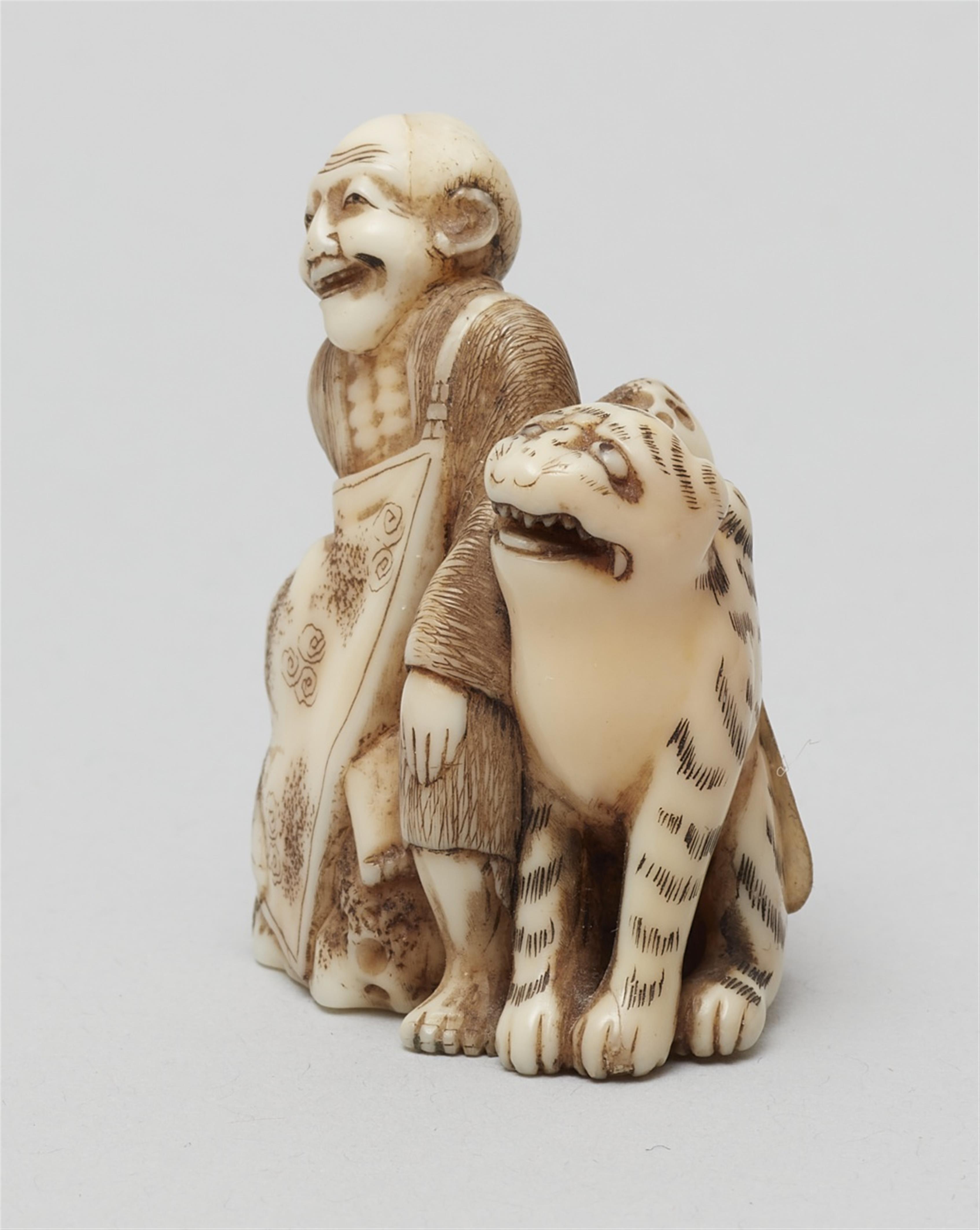 A walrus tusk netsuke of Bunkan Zenshi. Second half 19th century - image-2