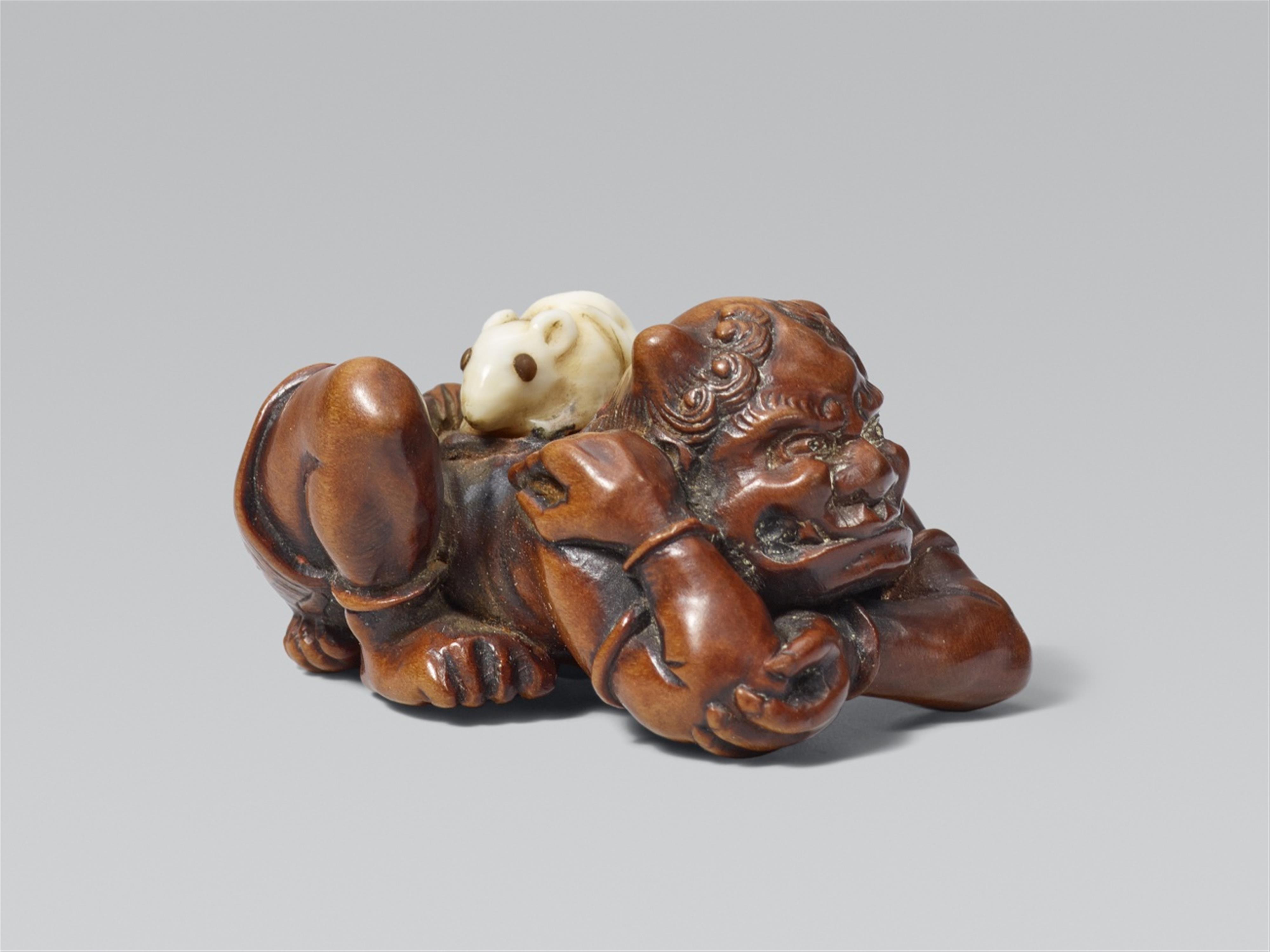 Oni and a rat. Boxwood and ivory. Mid-19th century - image-1