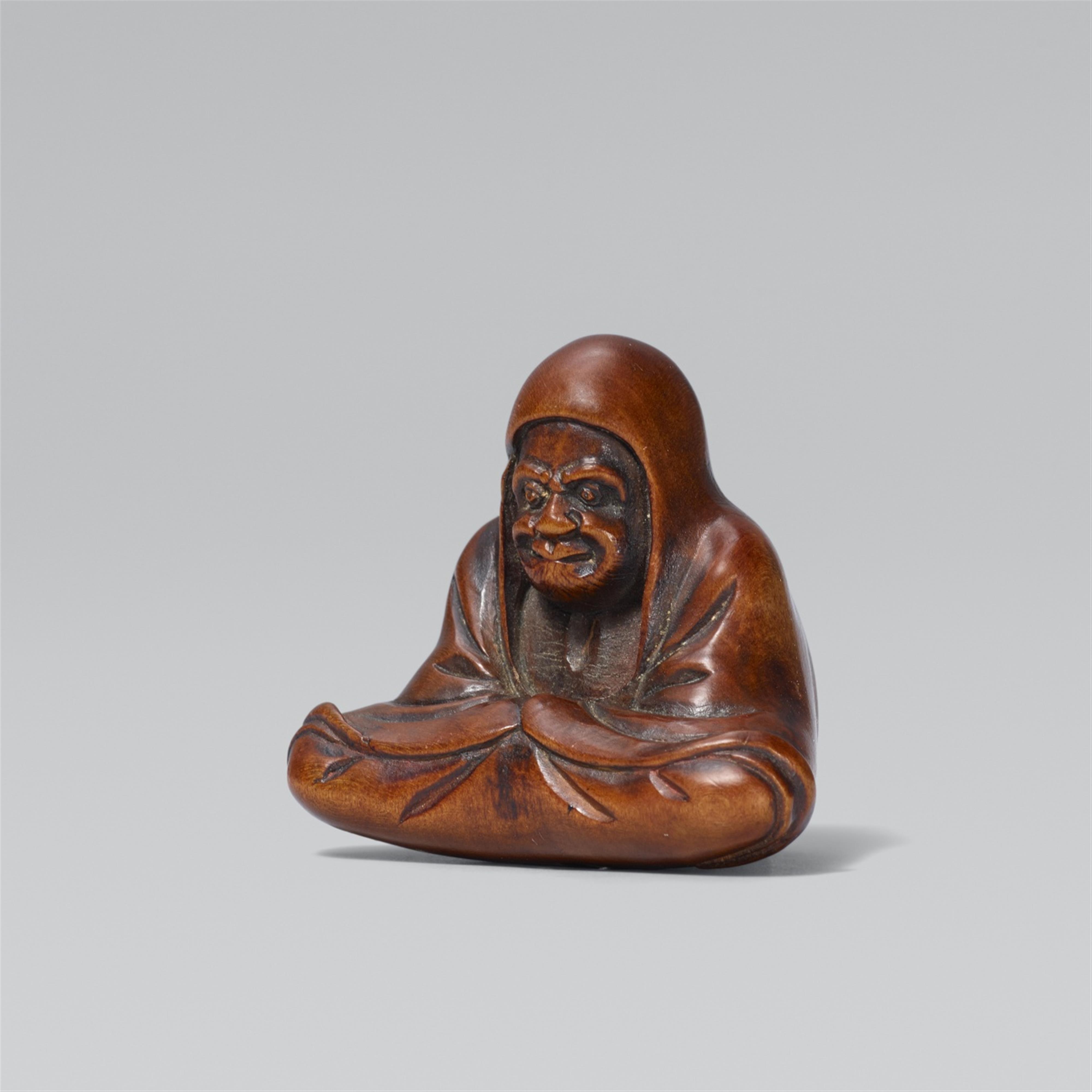 A meditating Daruma. Boxwood. Second half 19th century - image-1