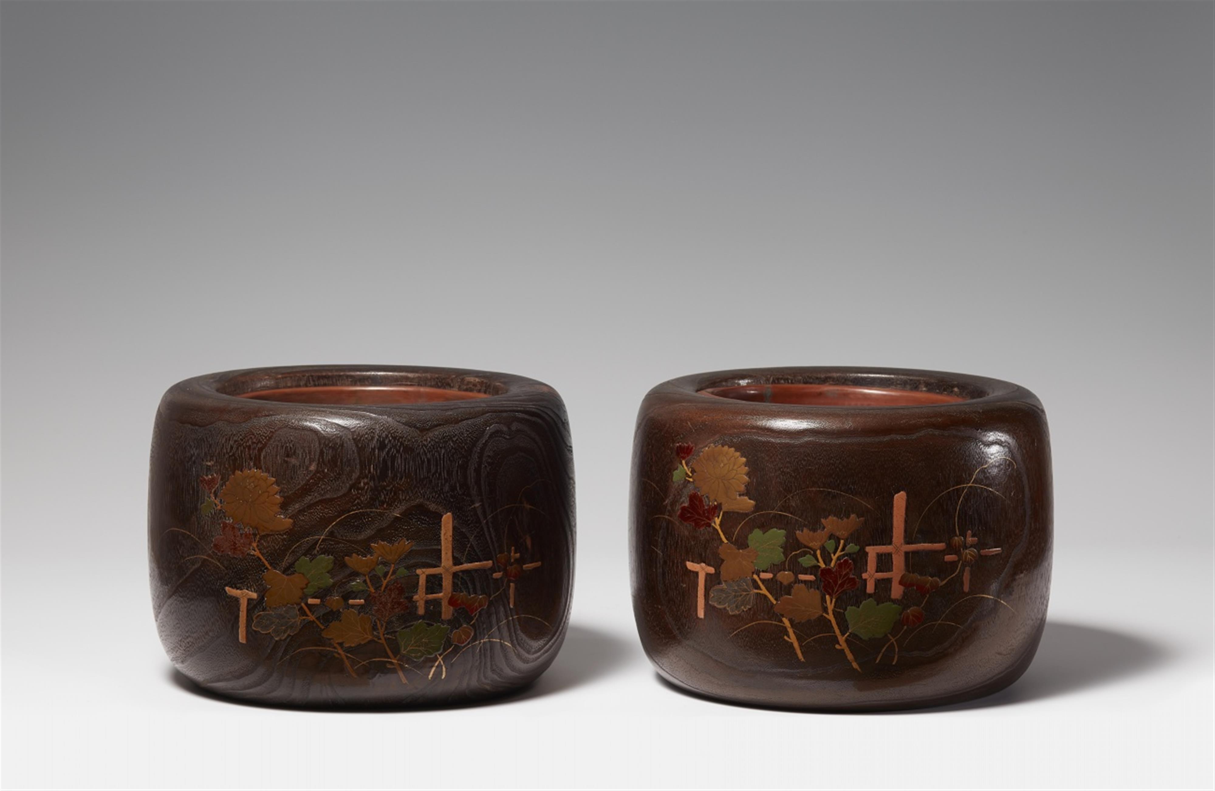 Two lacquerd kiri wood hibachi. Early 20th century - image-1