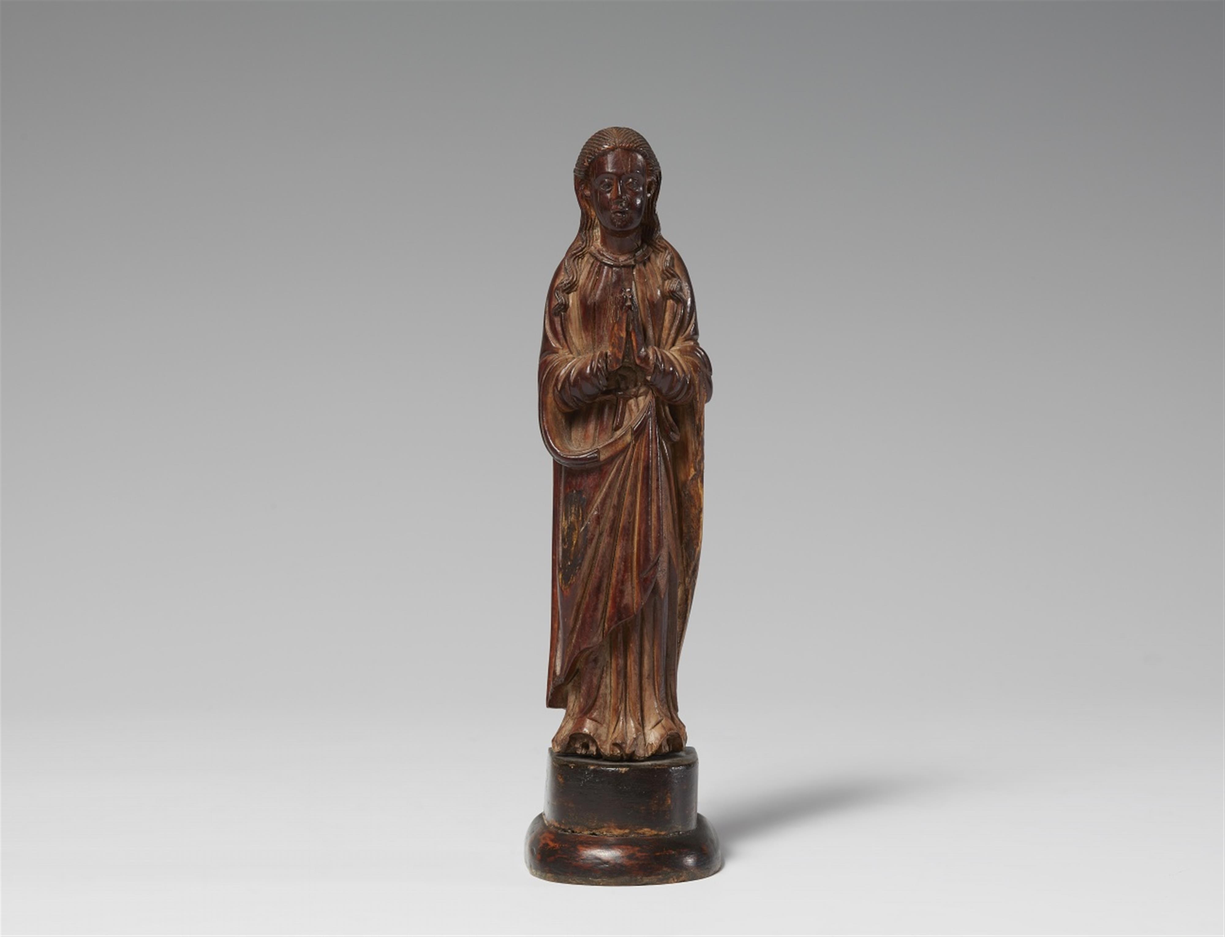 A Goan ivory figure of a Madonna. 17th/18th century - image-1