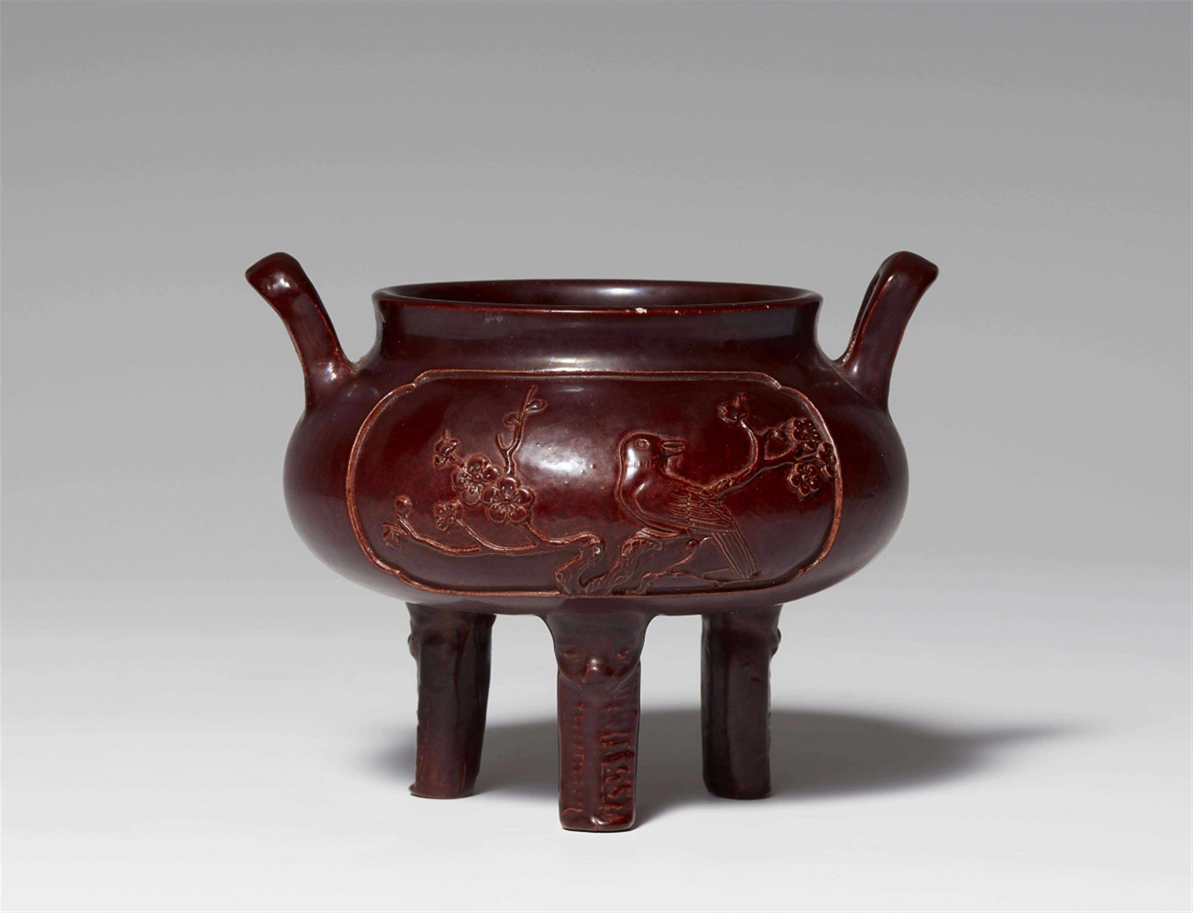 A brown-glazed censer. 19th century - image-1