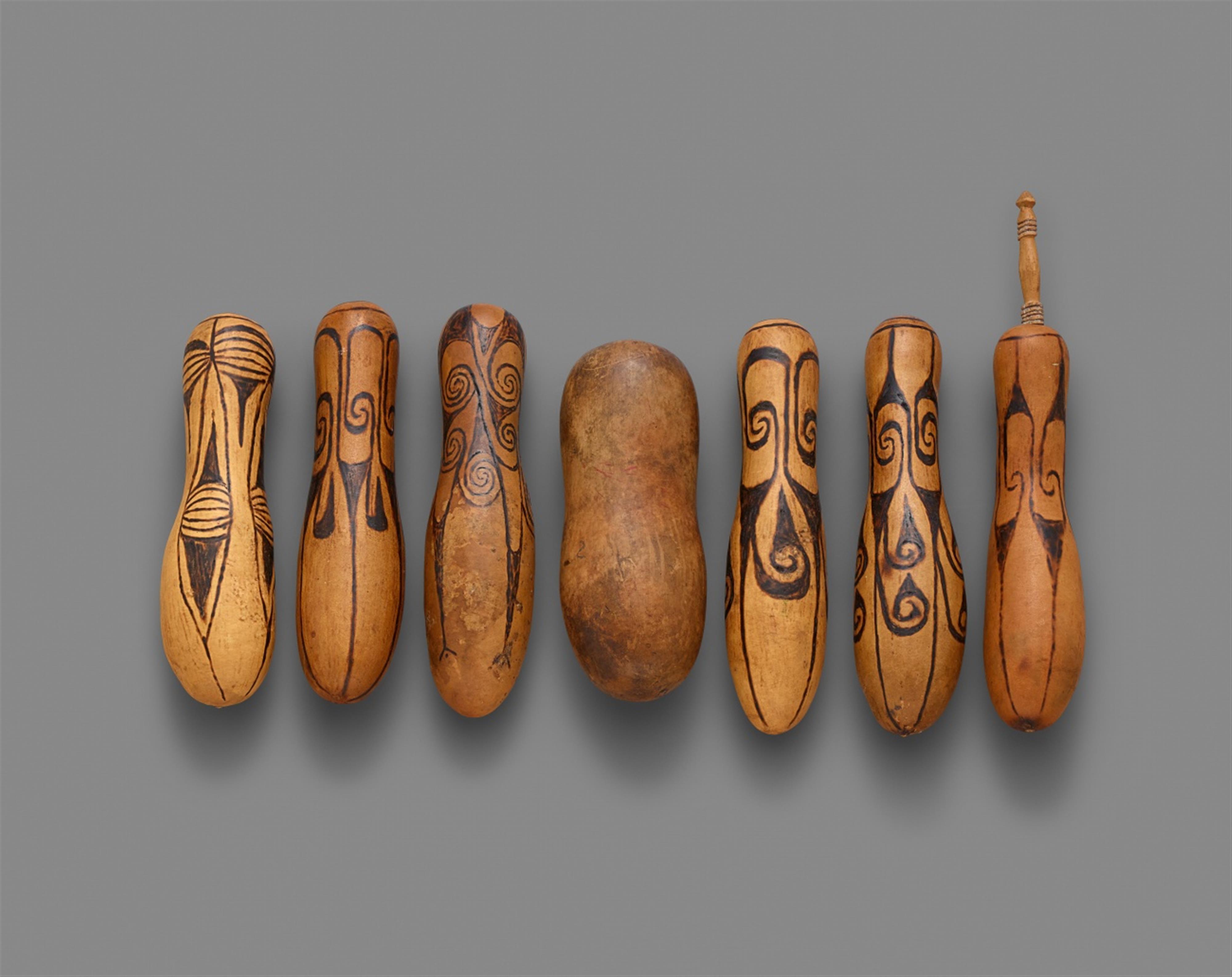 EIGHT LIME GOURDS AND TWO COCONUT BOWLS - image-2