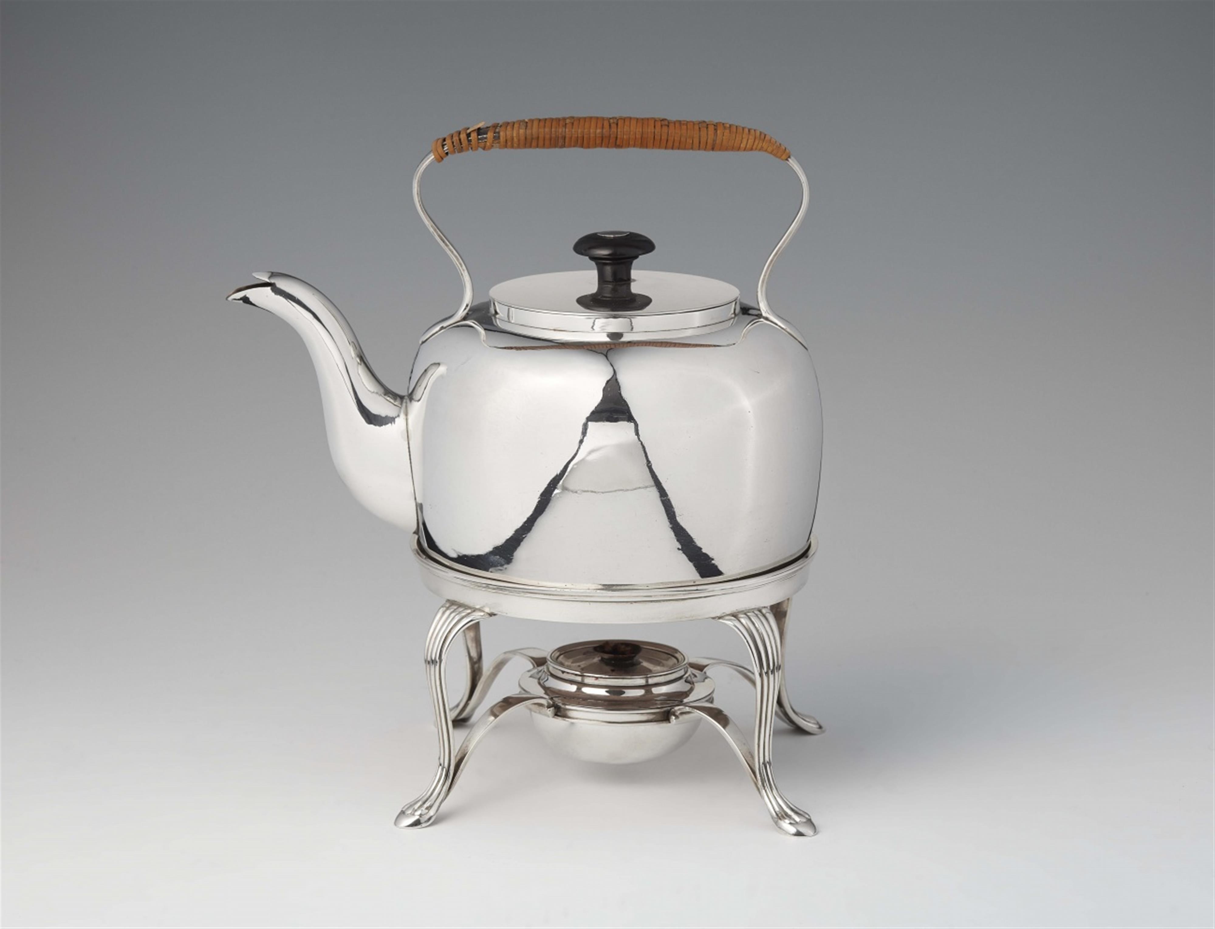 A George III silver tea kettle and rechaud - image-1