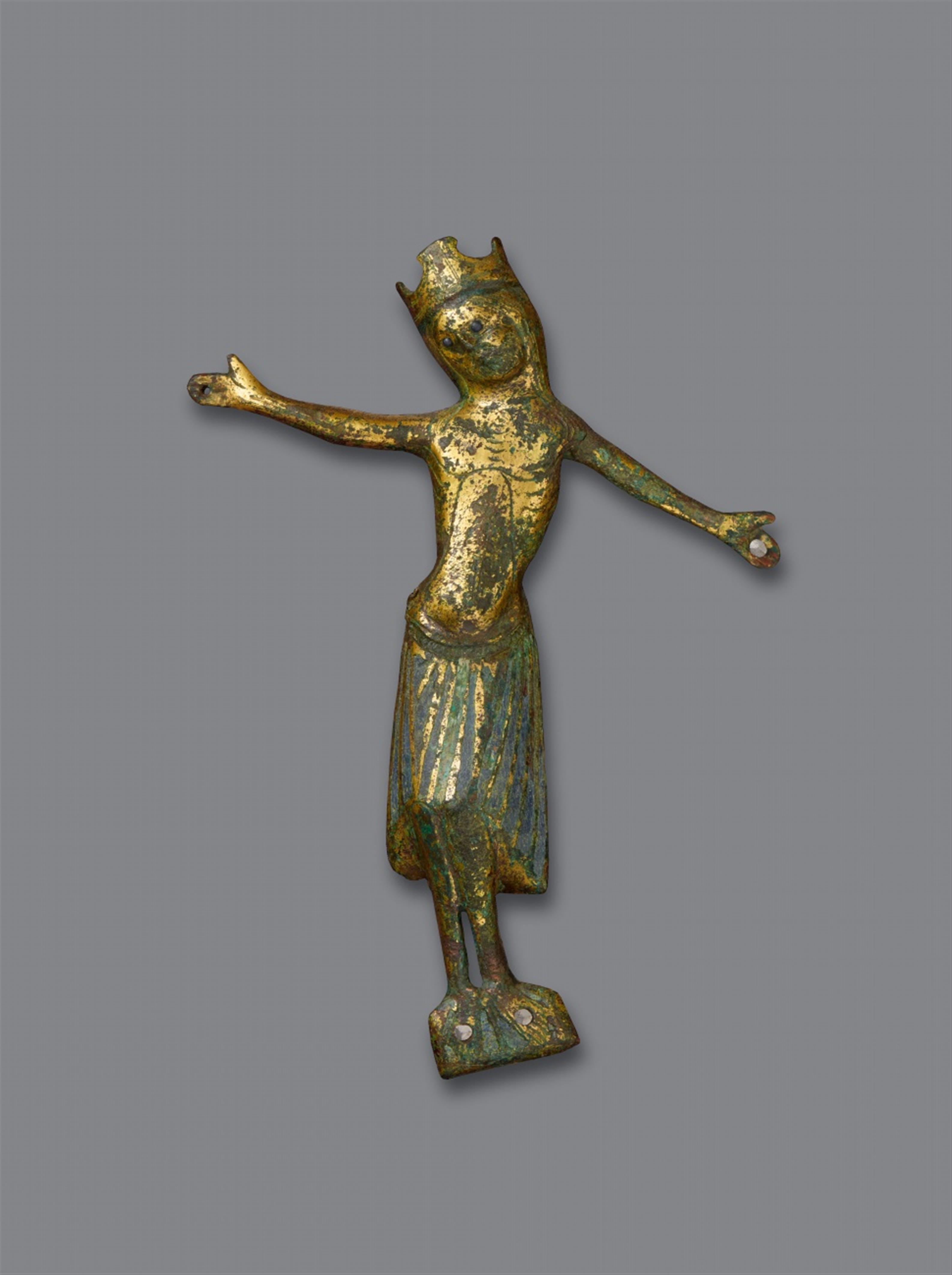 Limoges mid-13th century - A mid-13th century Limoges bronze Corpus Christi - image-1