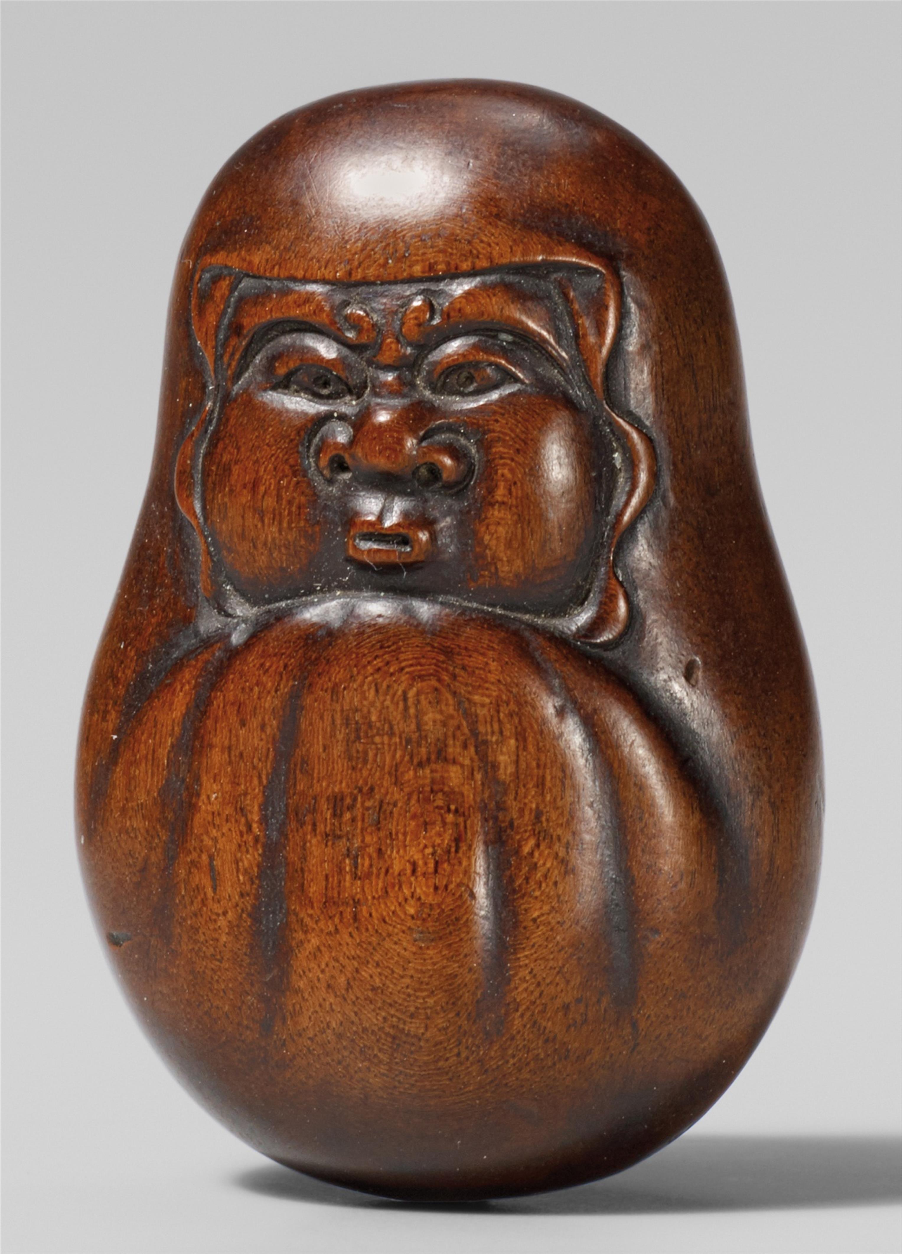 A boxwood netsuke of a Daruma roly-poly-doll, by Masakazu. 19th century - image-1