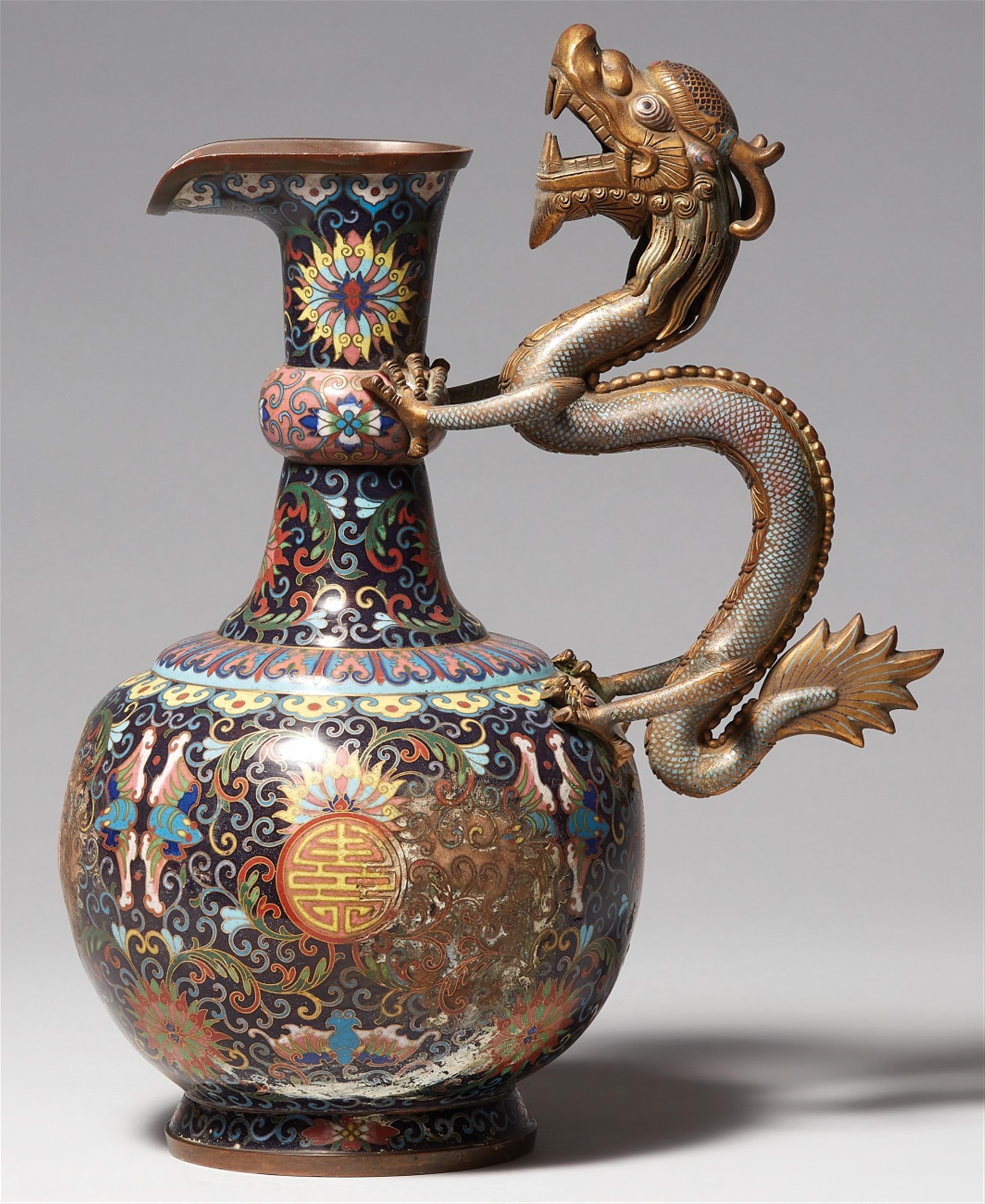 A cloisonné enamel ewer. Late 19th century - image-1