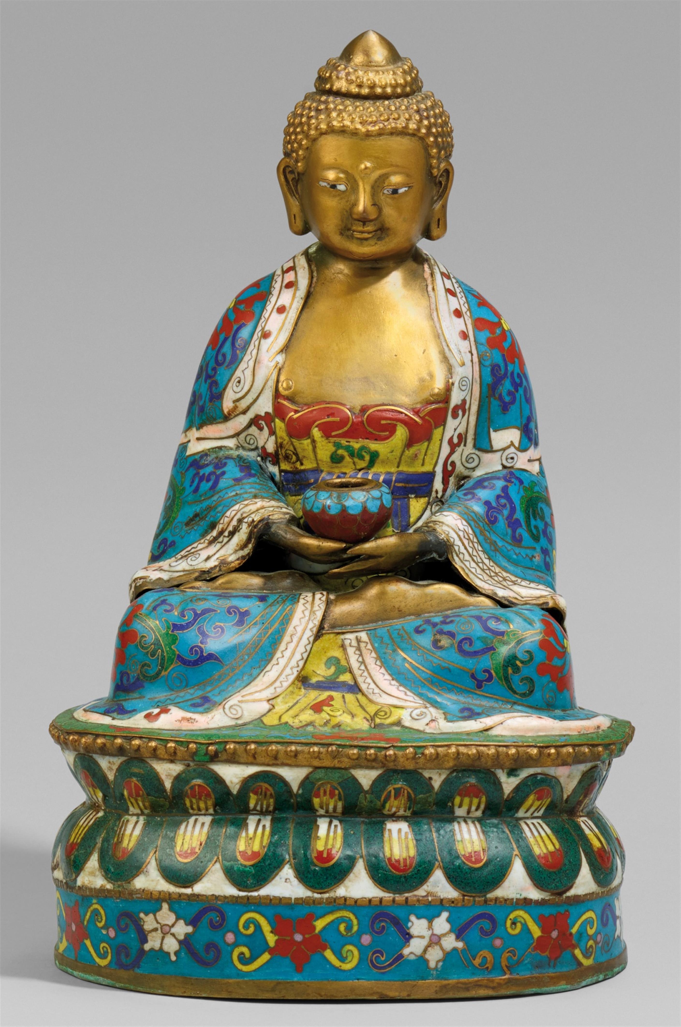 A cloisonné enamel figure of a Buddha. Late 19th/20th century - image-1