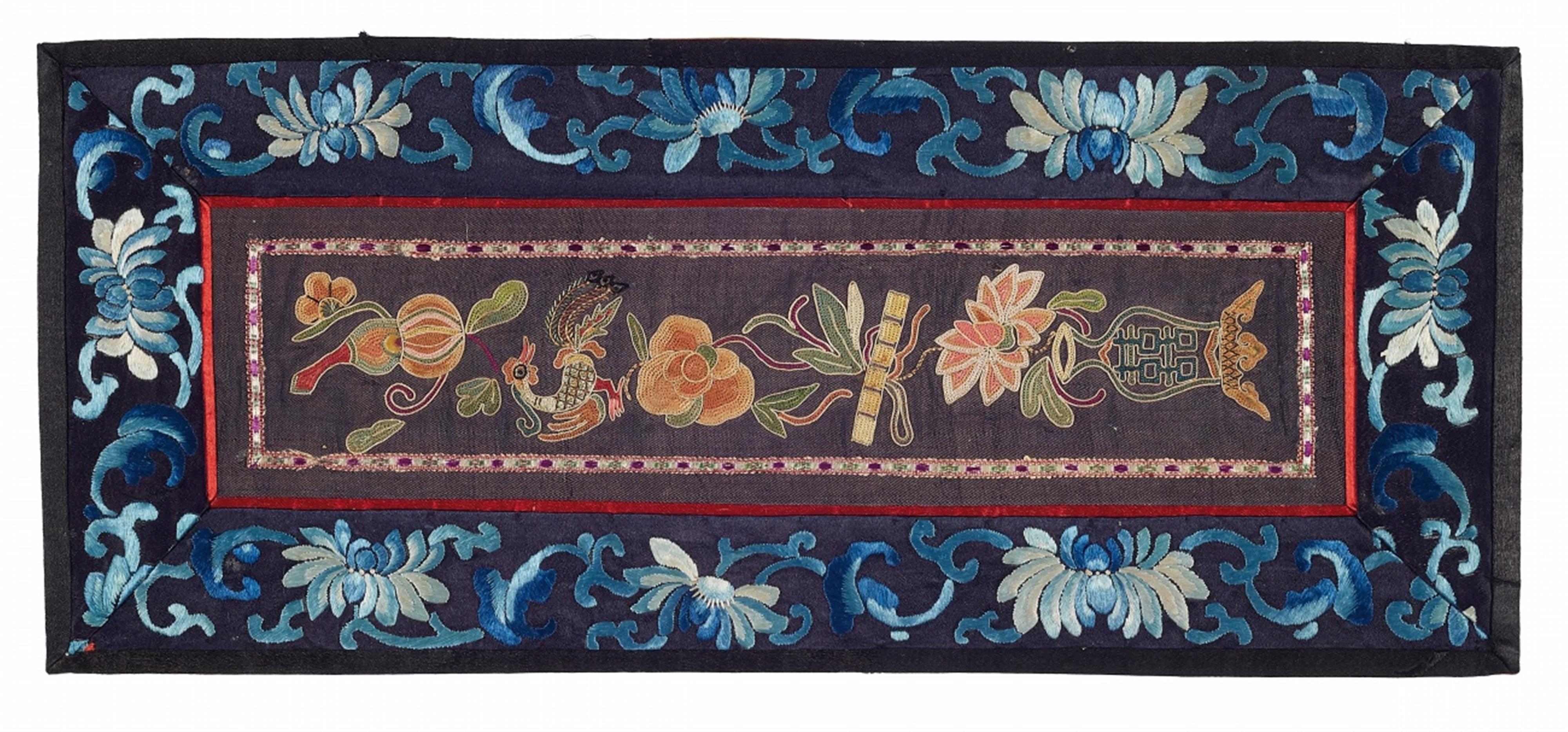 Eleven embroidered borders. Around 1900 - image-1