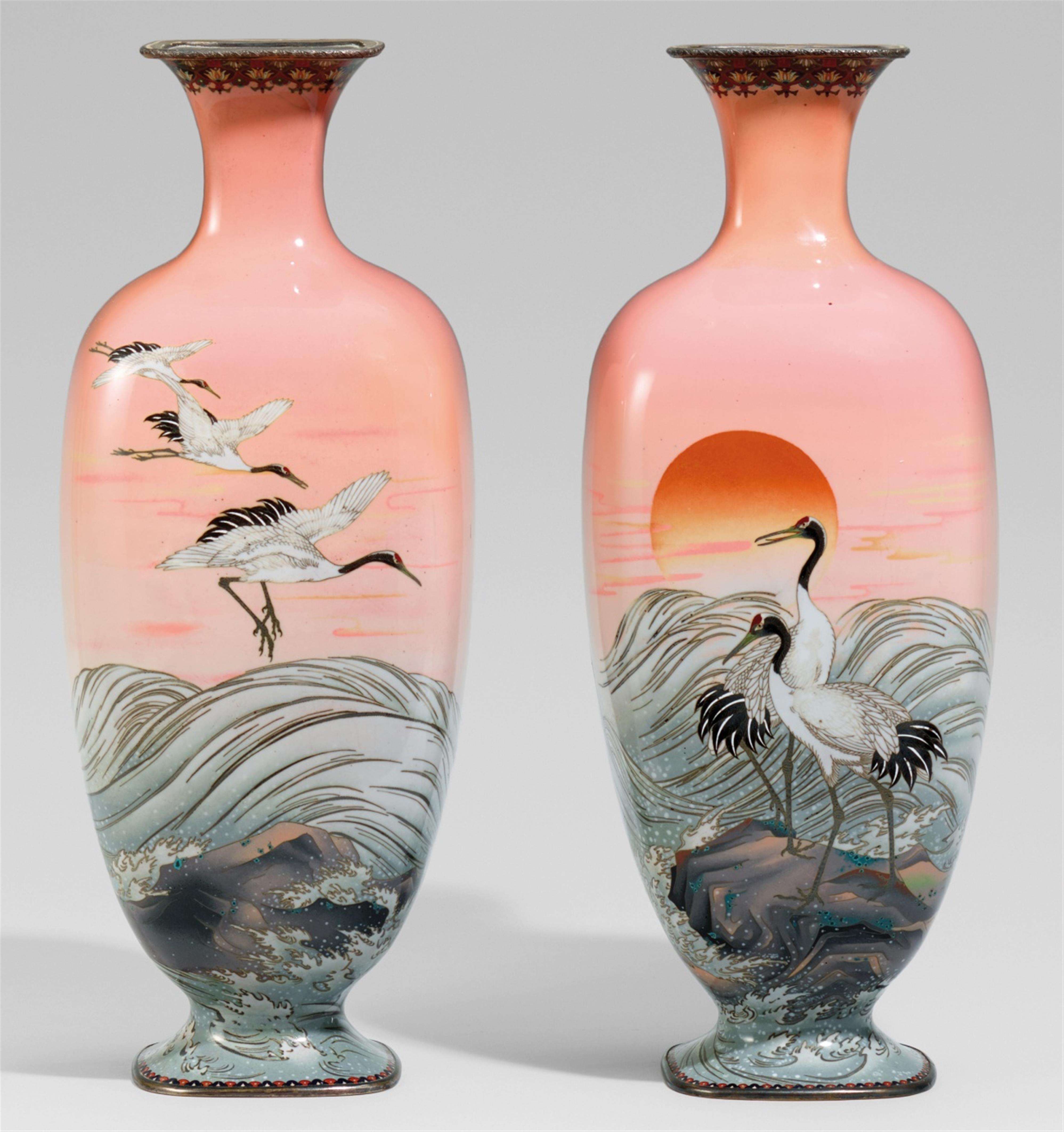 A pair of large cloisonné enamel vases. Around 1900 - image-1