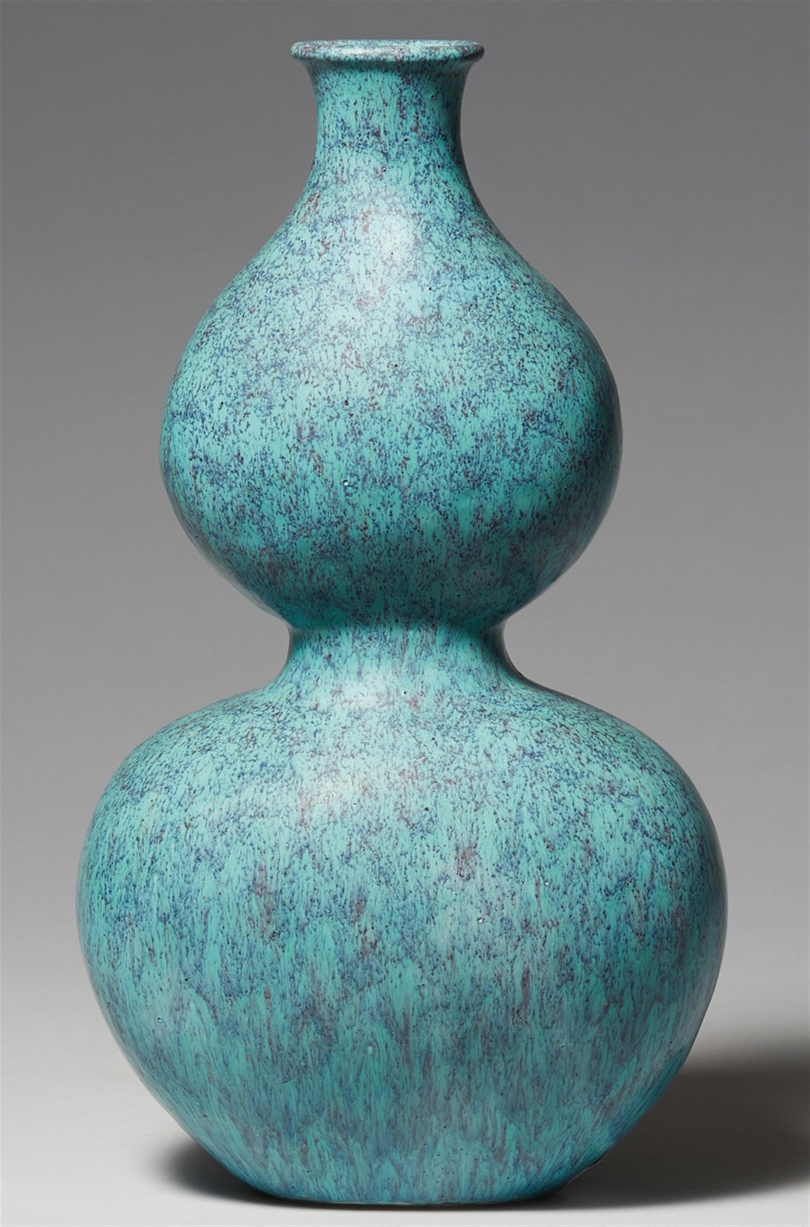 A robin's egg-glazed double-gourd vase - image-1